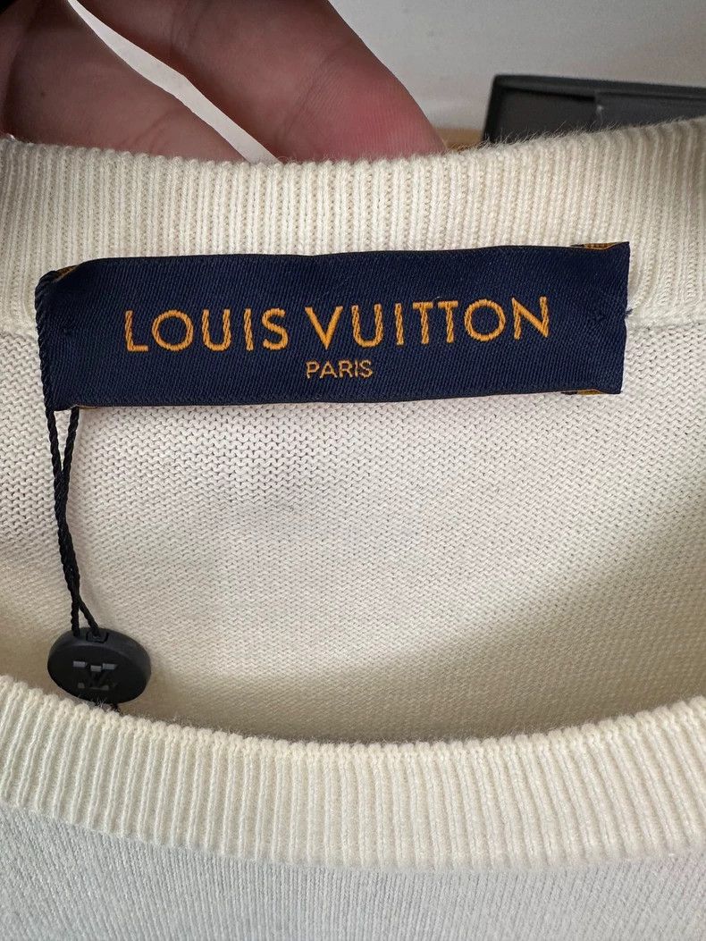 Louis Vuitton Louis Vuitton SS 22 printed graphic pullover short sleeves Size US XL / EU 56 / 4 - 3 Thumbnail