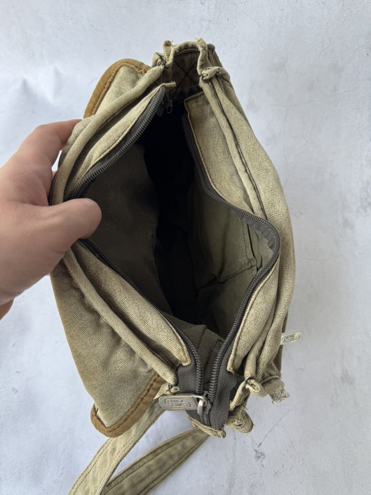 Camel × Vintage Camel Bag Retro 90’s Vintage Size ONE SIZE - 9 Thumbnail