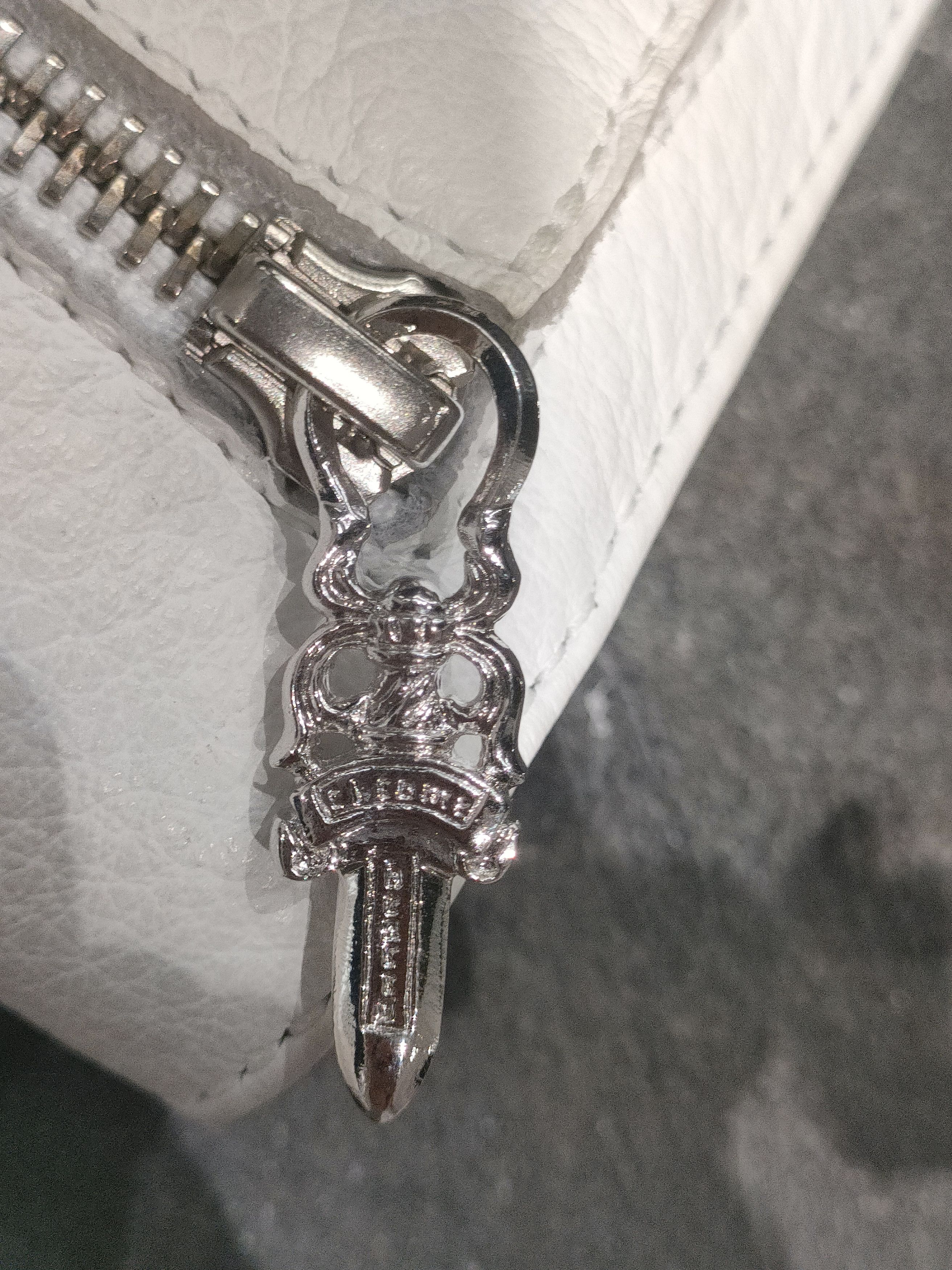 Chrome Hearts Chrome Hearts White Silver Scroll Dagger Fold Wallet Size ONE SIZE - 6 Thumbnail