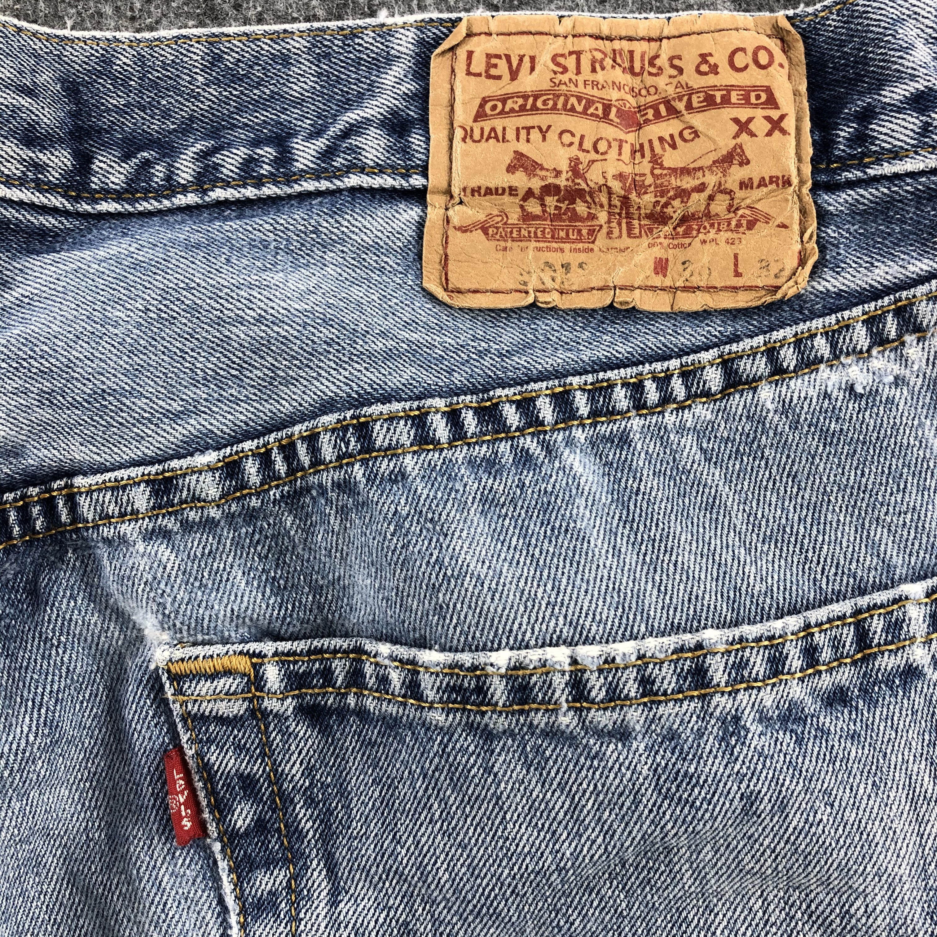 Levi's Vintage Light Wash Levis 501 Jeans- J1362 Size US 35 - 5 Thumbnail
