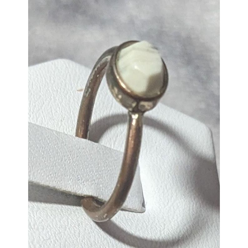 Other Minimalist Gold And White Faceted Stone Fashion Ring Size 7 Size ONE SIZE - 2 Thumbnail