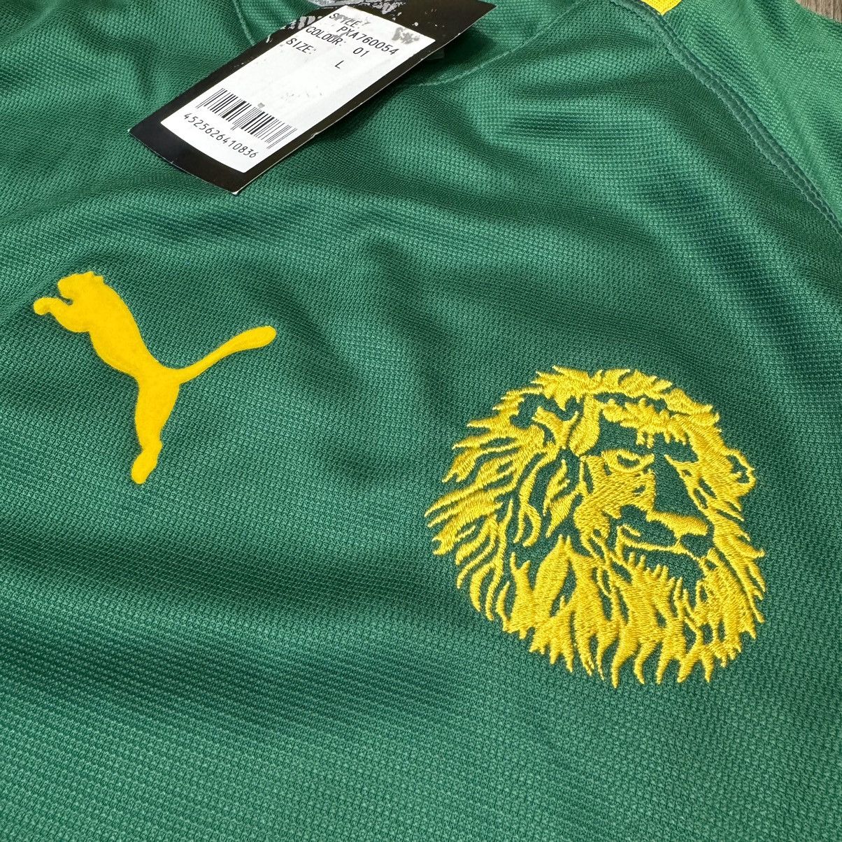 Puma Cameroon world cup 2002 home shirt (bnwt) Size US L / EU 52-54 / 3 - 4 Thumbnail