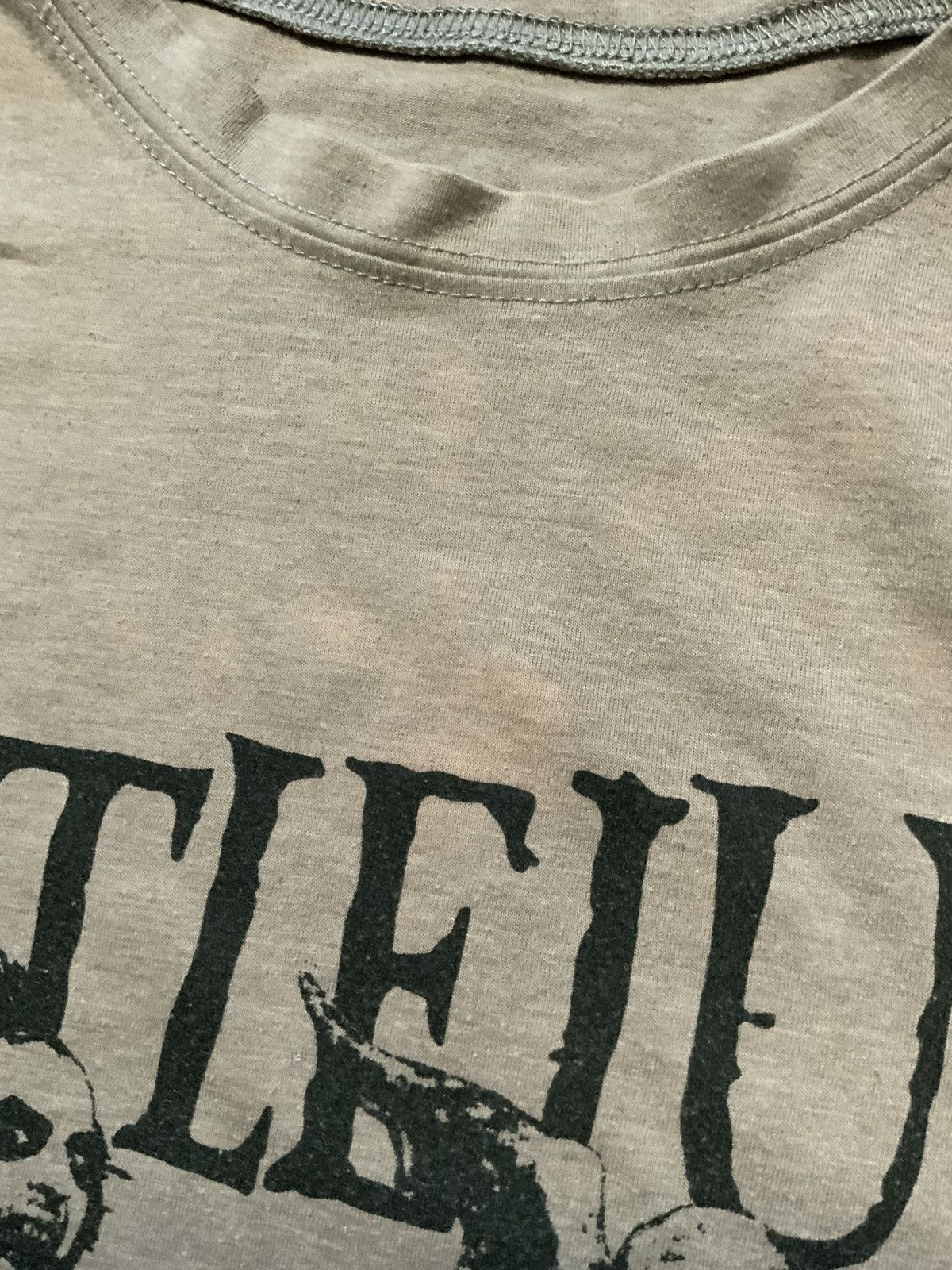 Other Beetlejuice Here Lies BeetleGeist Skulls Skeleton T-Shirt Size US L / EU 52-54 / 3 - 6 Thumbnail