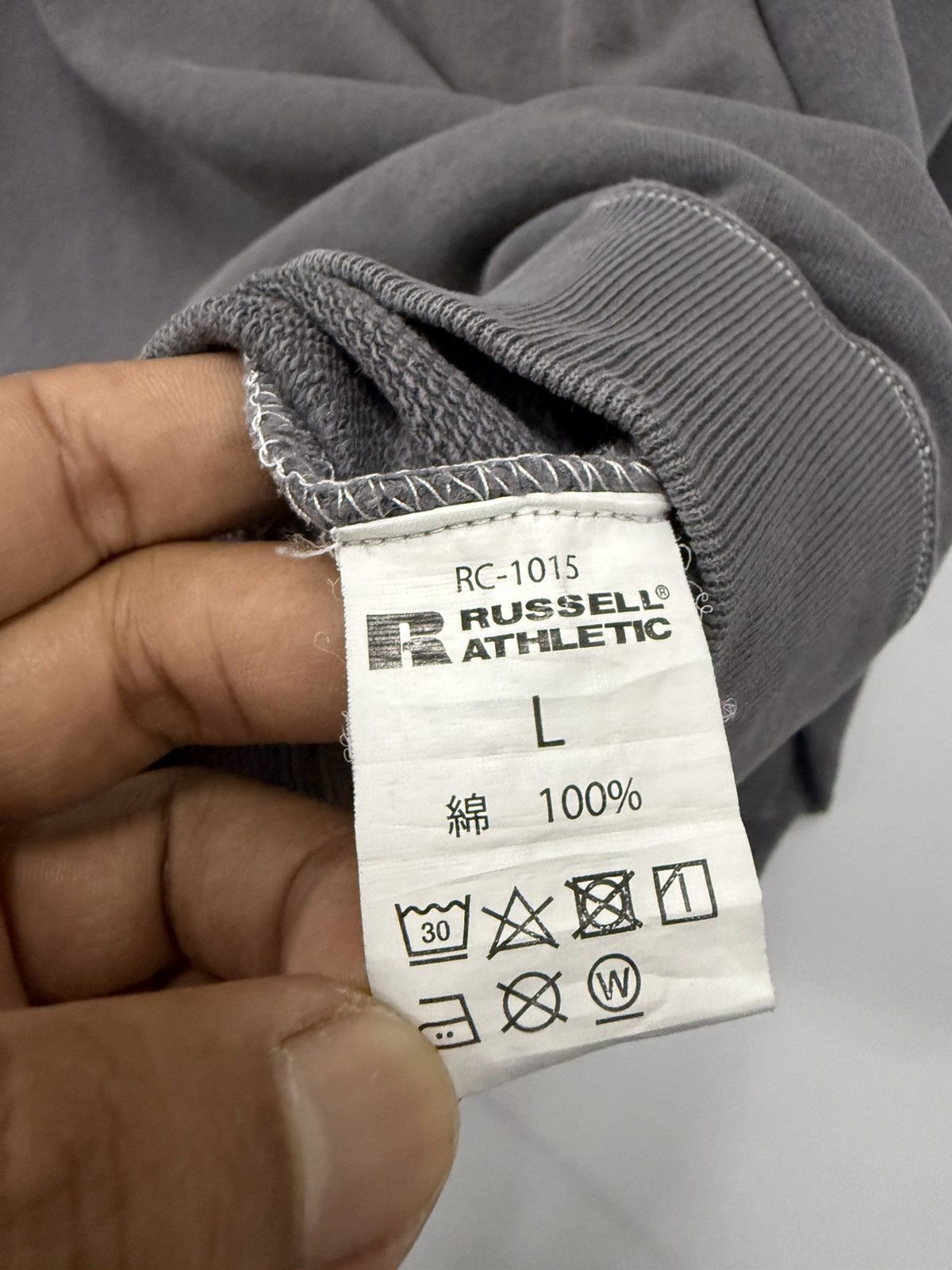 Russell Athletic 🔥 Russel Athletic Dyed Distressed Plain Roundneck Sweat Size US M / EU 48-50 / 2 - 12 Thumbnail