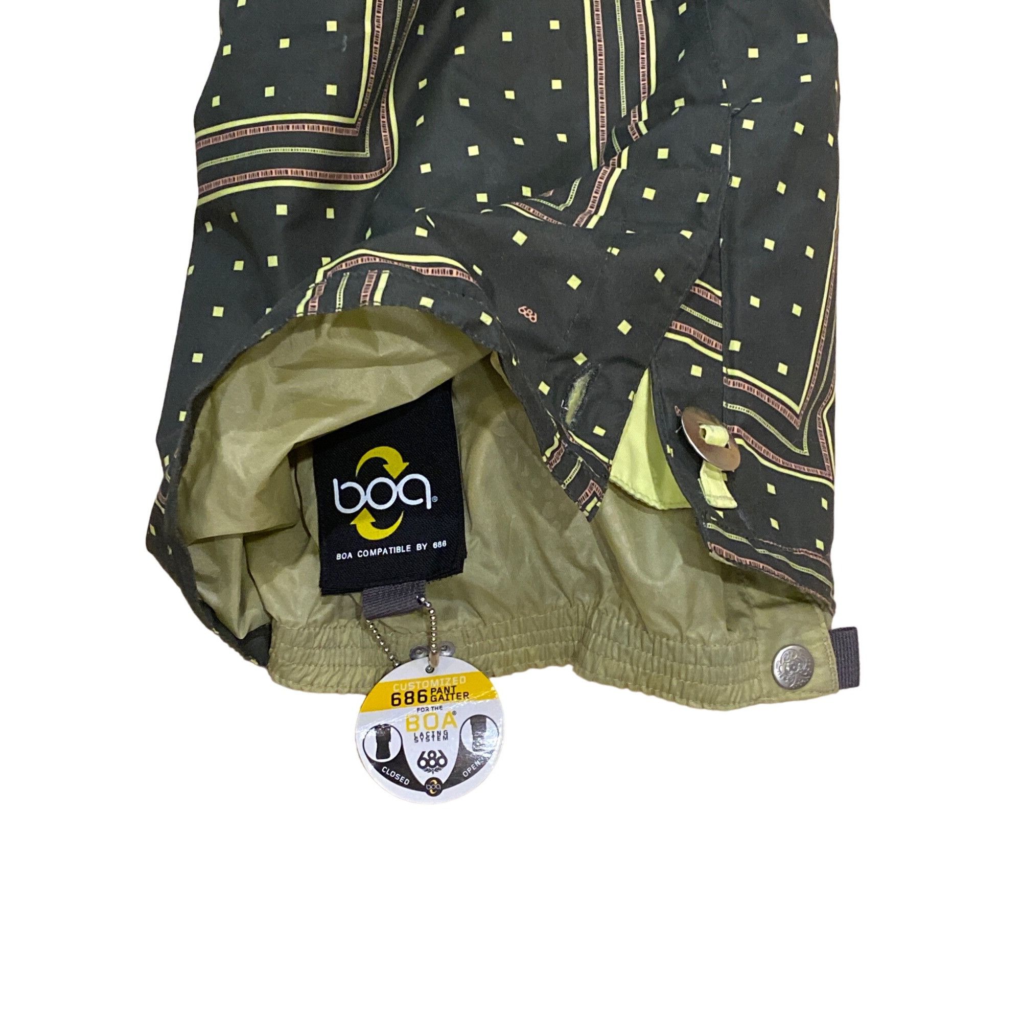 686 NWT 686 Smarty Original Cargo Ski Pants Zig Zag W's S Remove Size 28" / US 6 / IT 42 - 9 Thumbnail