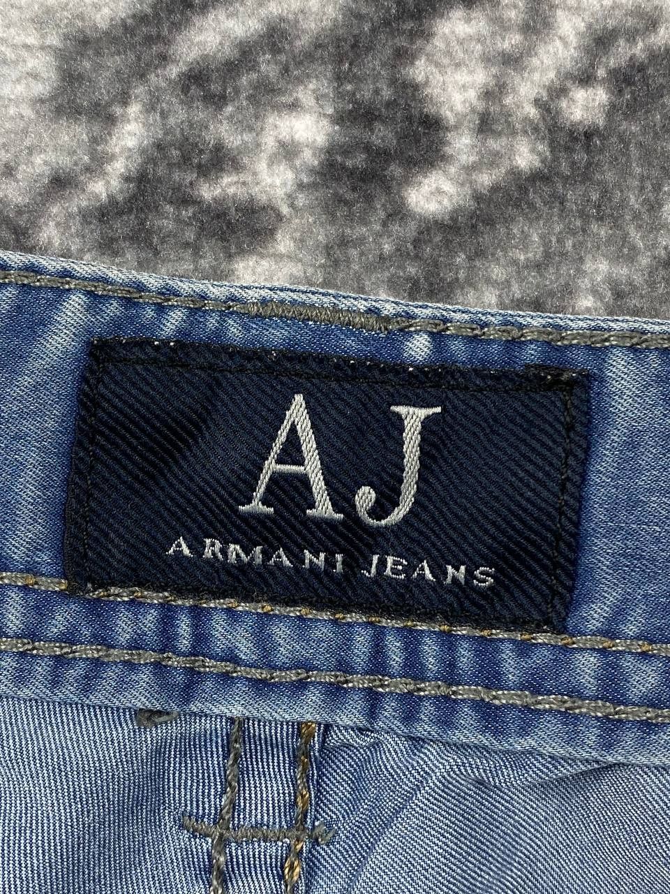 Armani Vintage Armani Jeans Denim Jeans Big Logo Men Size 38 Blue Size US 38 / EU 54 - 13 Thumbnail