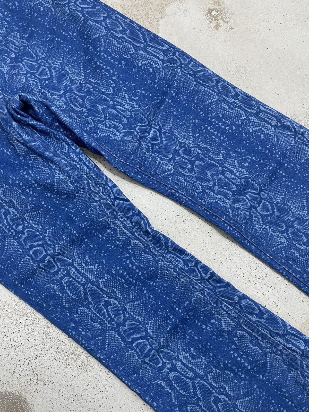 Tornado Mart Collision Denim Snake Skin Flare Pants Japanese Fashion Size US 26 / EU 42 - 4 Thumbnail