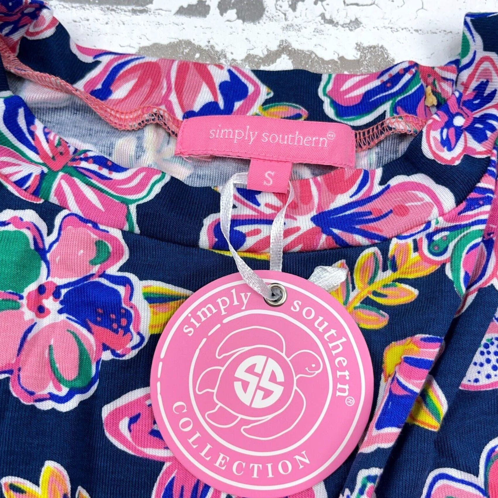 Pinko VINTAGE Simply Southern Women's T-Shirt Small Pink Blue Floral Crew Neck Long Sleeve Casual Tee Size S / US 4 / IT 40 - 5 Thumbnail