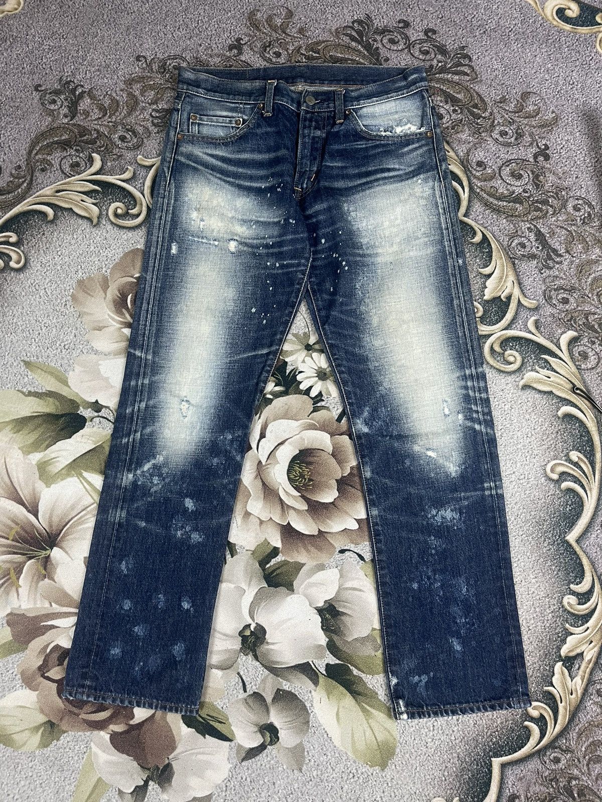 RNA Native Jeans Distressed Streetwear