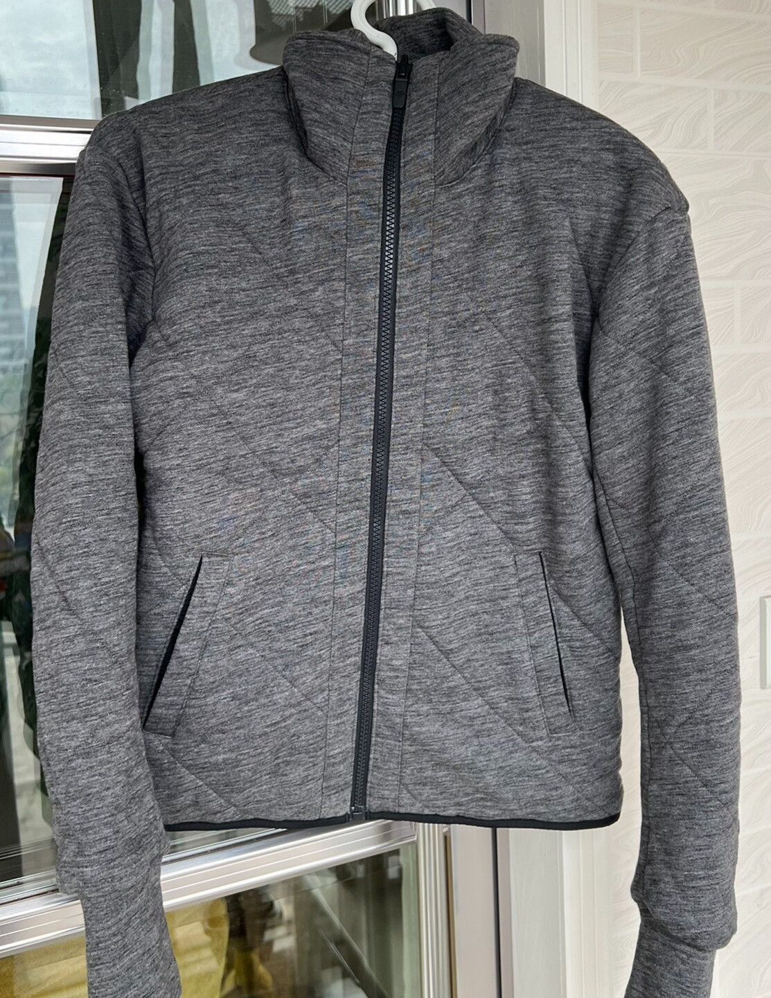 Lululemon Lululemon Quilted Puffer Jacket Size M / US 6-8 / IT 42-44 - 1 Thumbnail
