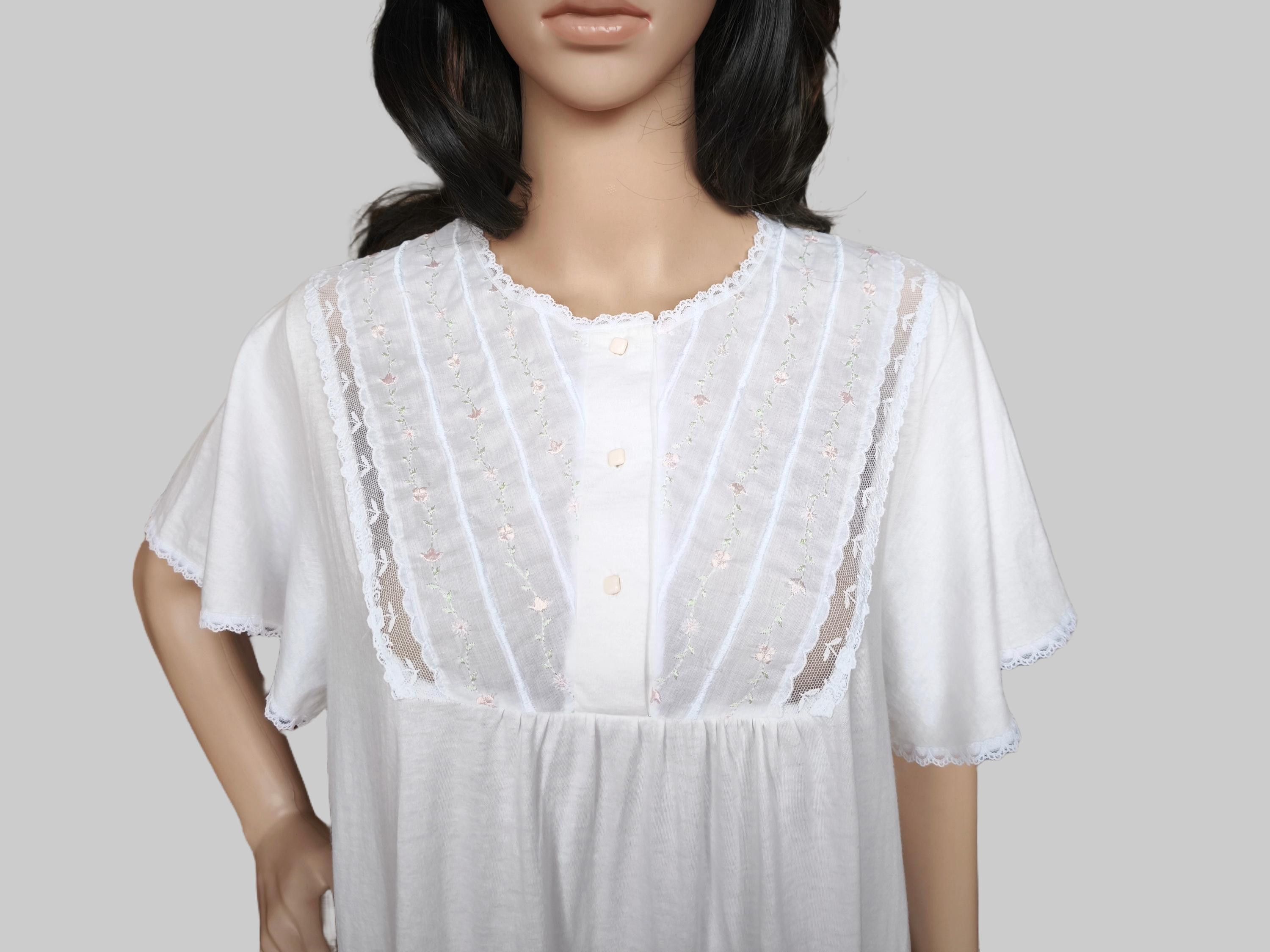 C&A White Cotton Embroidered Short Sleeve Button Up Nightgown Size L / US 10 / IT 46 - 1 Thumbnail
