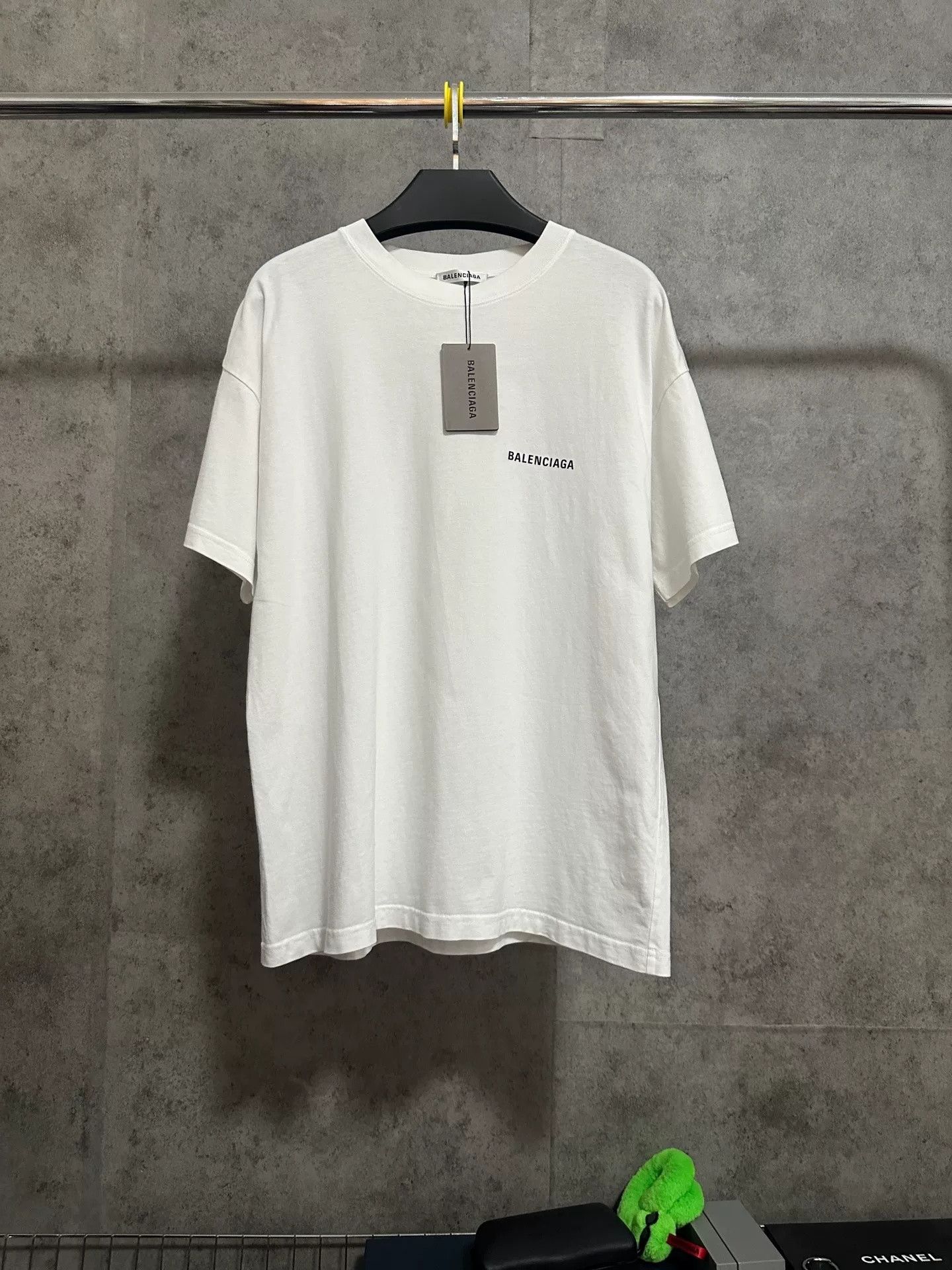 Balenciaga Balenciaga Short-Sleeve Logo Print T-Shirt Size US M / EU 48-50 / 2 - 1 Thumbnail