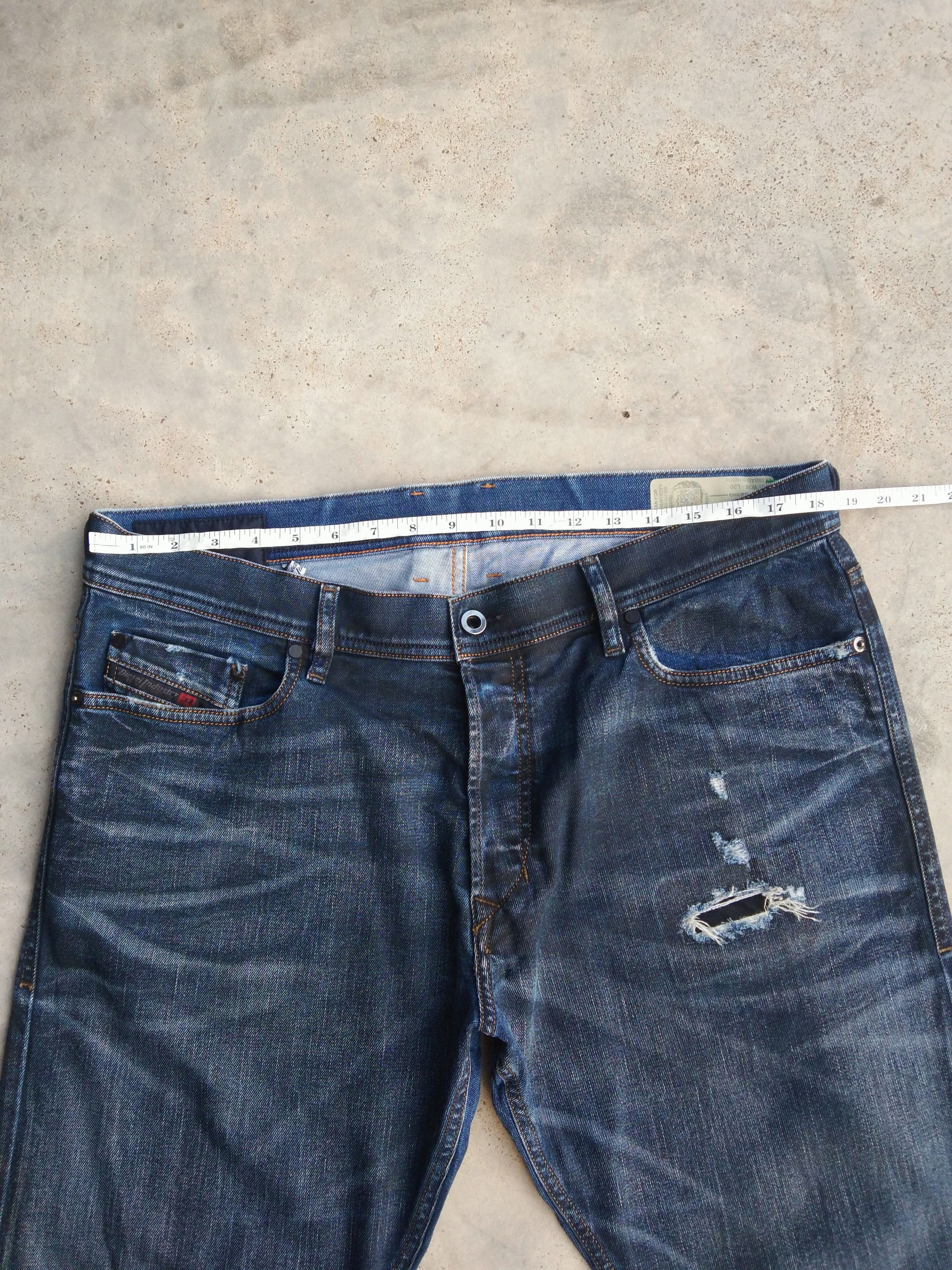 Diesel Vintage Diesel 'TEPPHAR' Denim Blue Distressed Jeans 36x31 Size US 36 / EU 52 - 6 Thumbnail