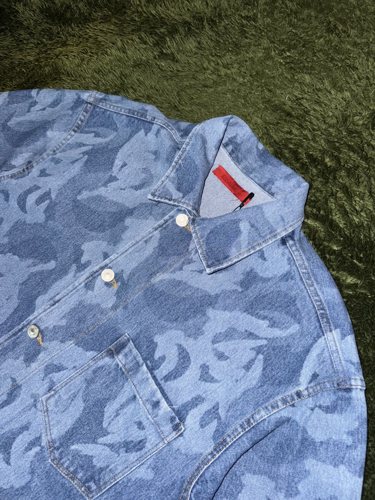 Kusikohc [M] KUSIKOHC Flame Graphic Denim Short Sleeve Shirt Size US M / EU 48-50 / 2 - 2 Thumbnail