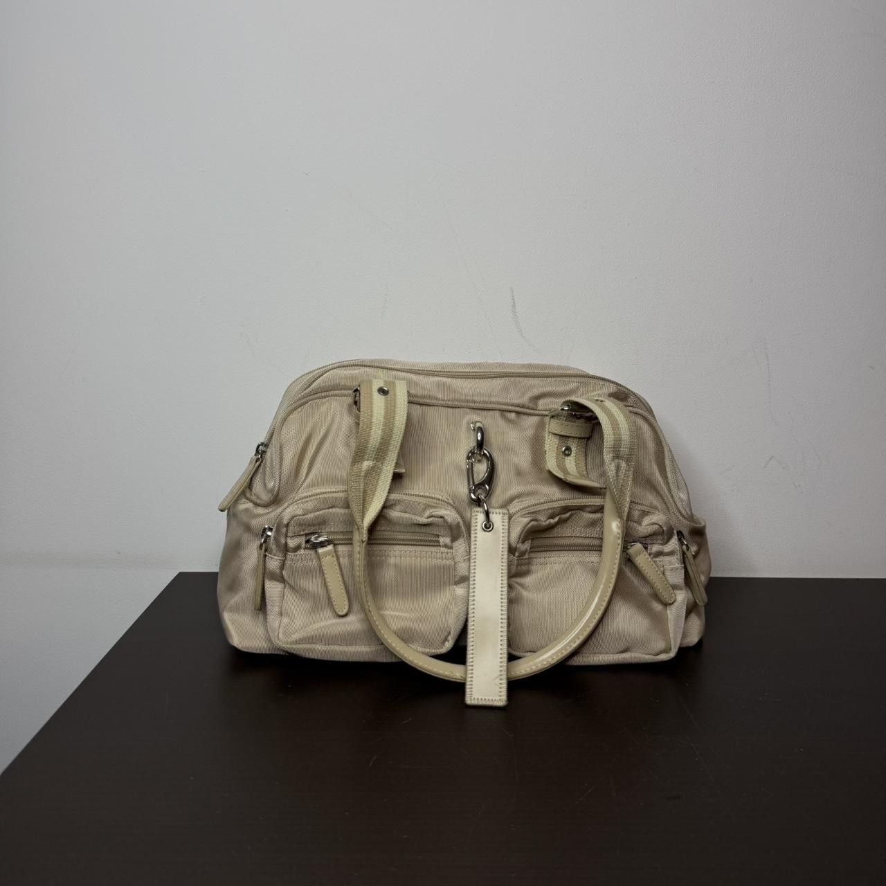 Vintage Cream Bag Womans Handbag Vintage 2000s y2k Size ONE SIZE - 1 Thumbnail