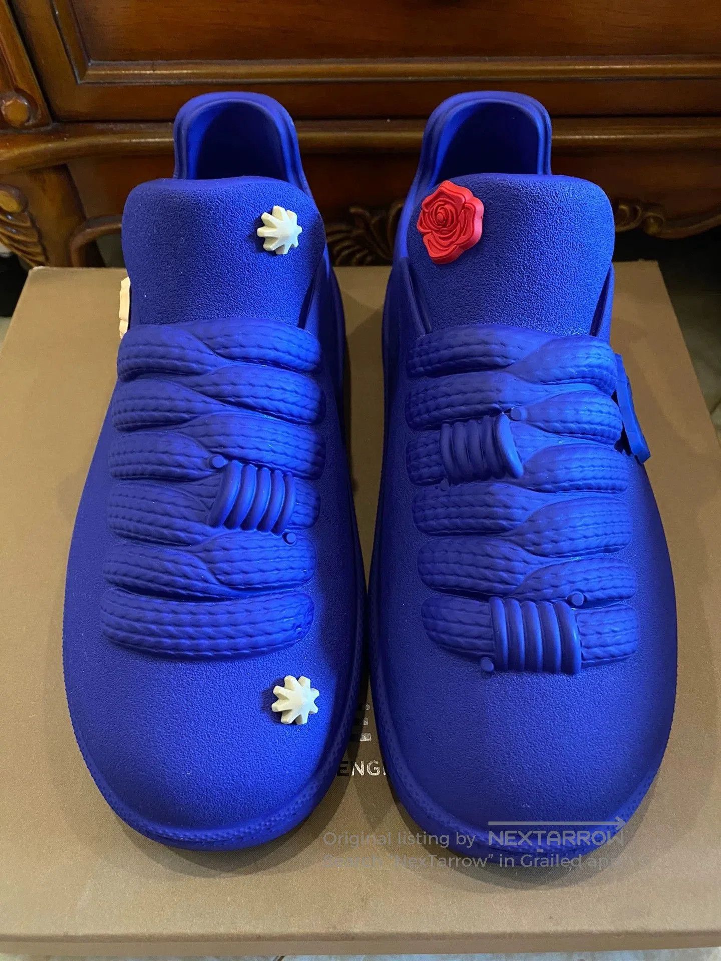 Burberry Blue Slip. Size US 8 / EU 41 - 1 Thumbnail