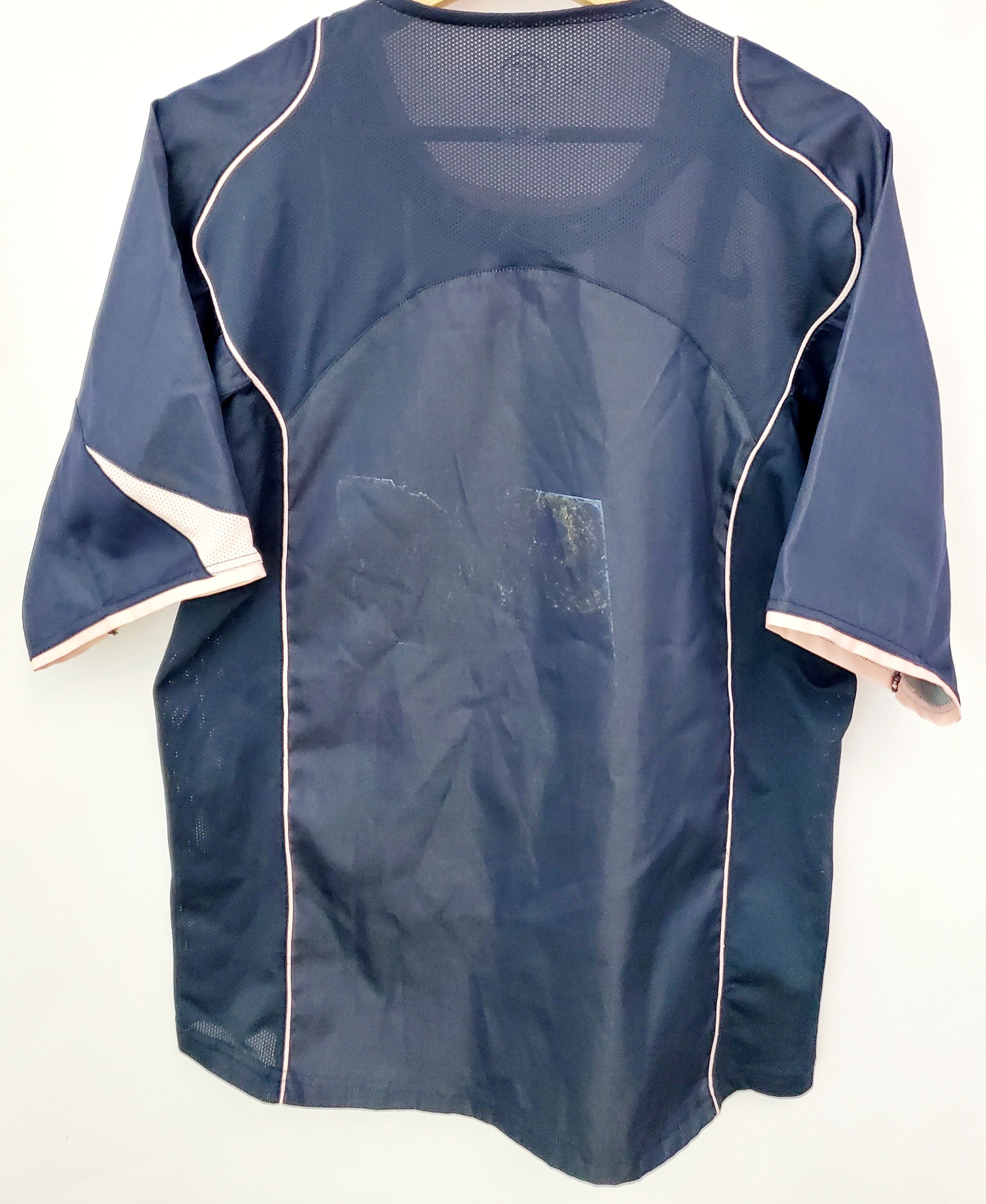 Nike × Vintage Vintage 2004-05 Juventus Away soccer jersey size M Size US M / EU 48-50 / 2 - 6 Thumbnail