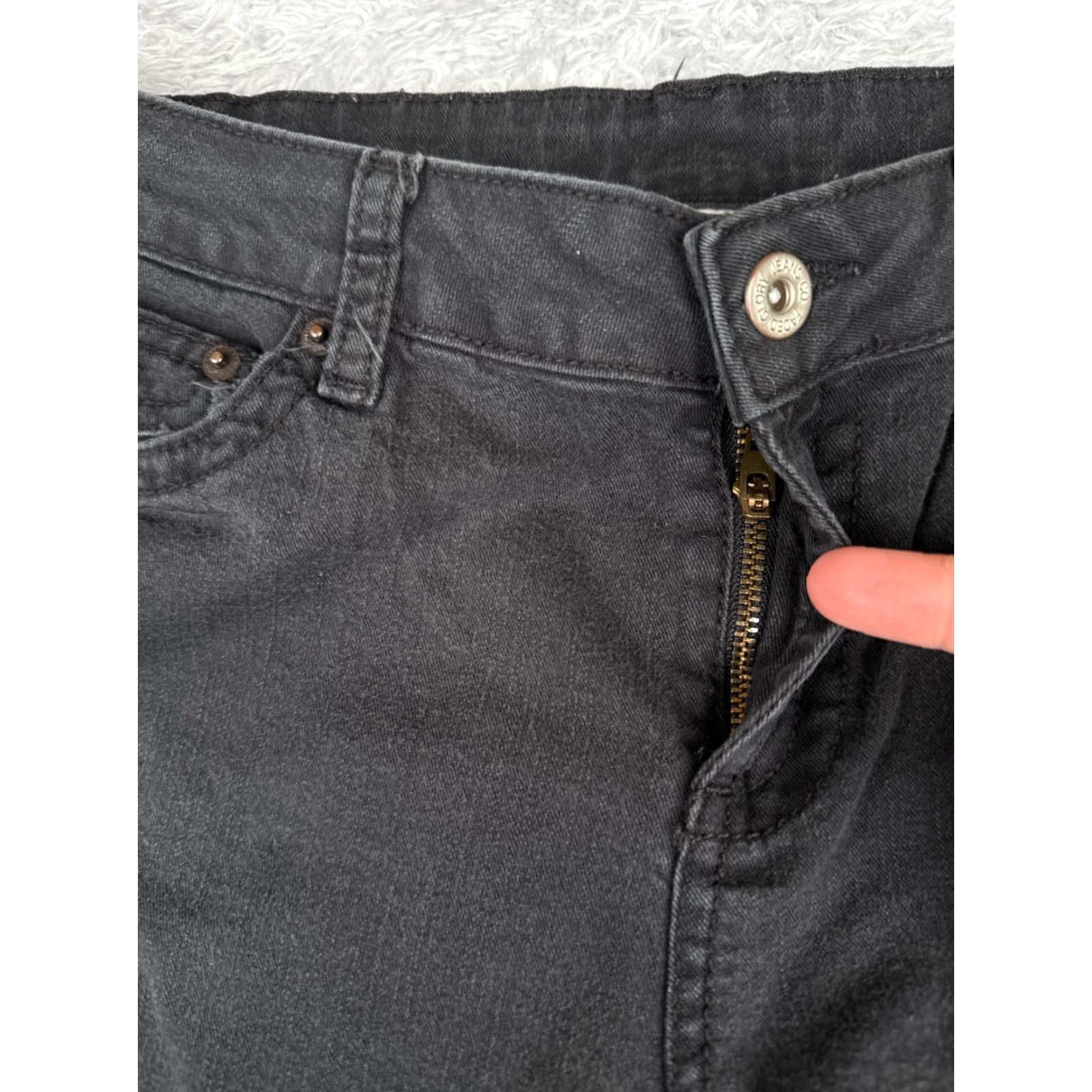 Faded Glory Faded Glory Jeans Womens 6 Black Denim Flared Mid Rise Cotton Blend 28x31 Size 28" / US 6 / IT 42 - 5 Thumbnail