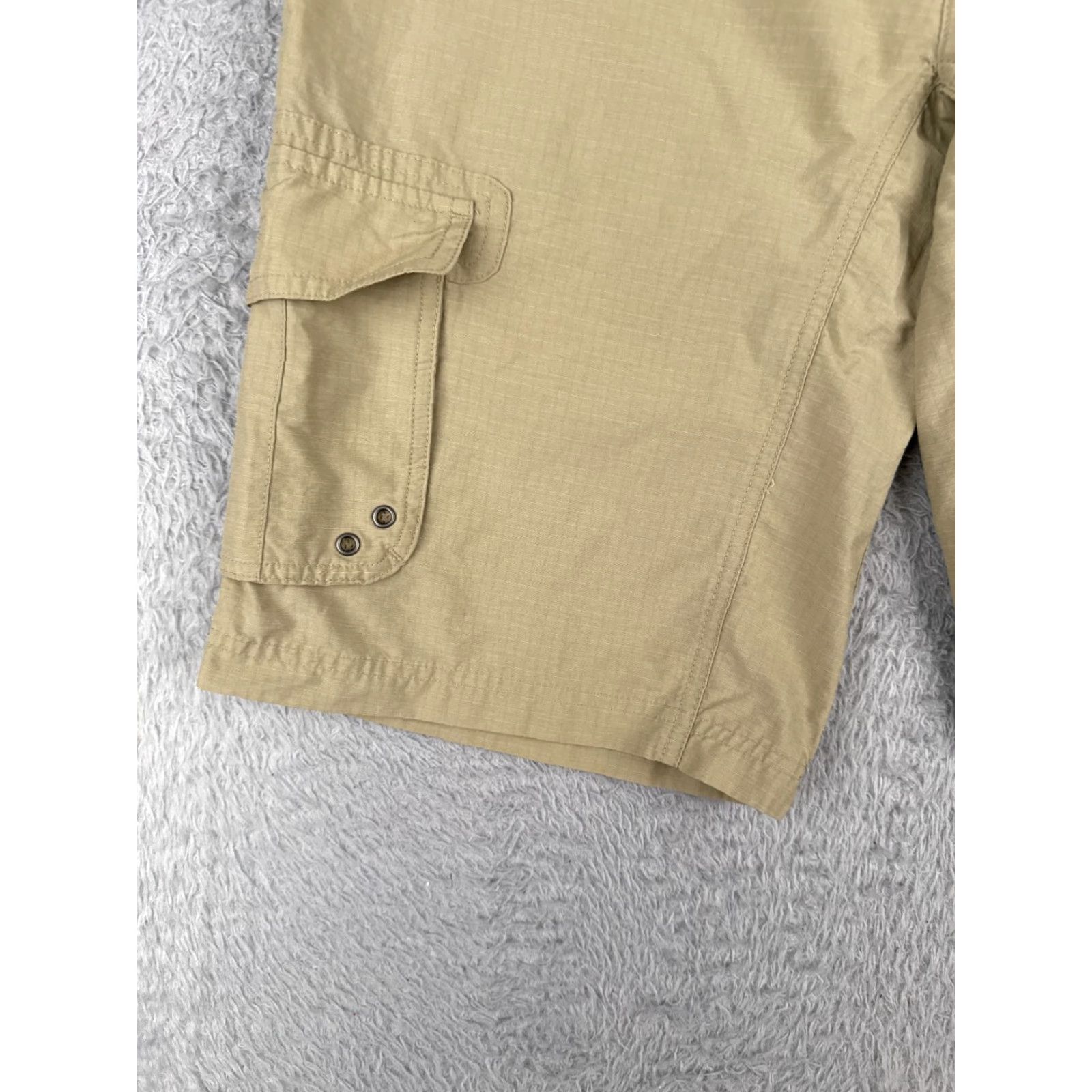 Vintage VINTAGE Columbia Cargo Shorts Women 12 Beige Activewear Casual Hiking Cotton Nylon Stretch 90s Girls Size 34" / US 12 / IT 48 - 3 Thumbnail