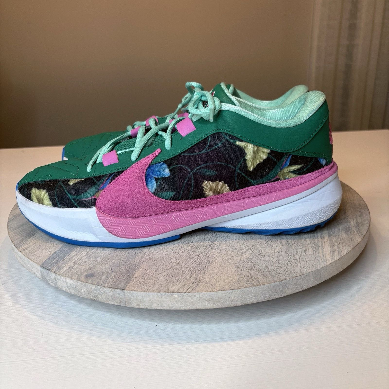 Nike Nike DX4985-401 Zoom Freak 5 Flowers Giannis Sneakers 11.5 Size US 11.5 / EU 44-45 - 3 Thumbnail