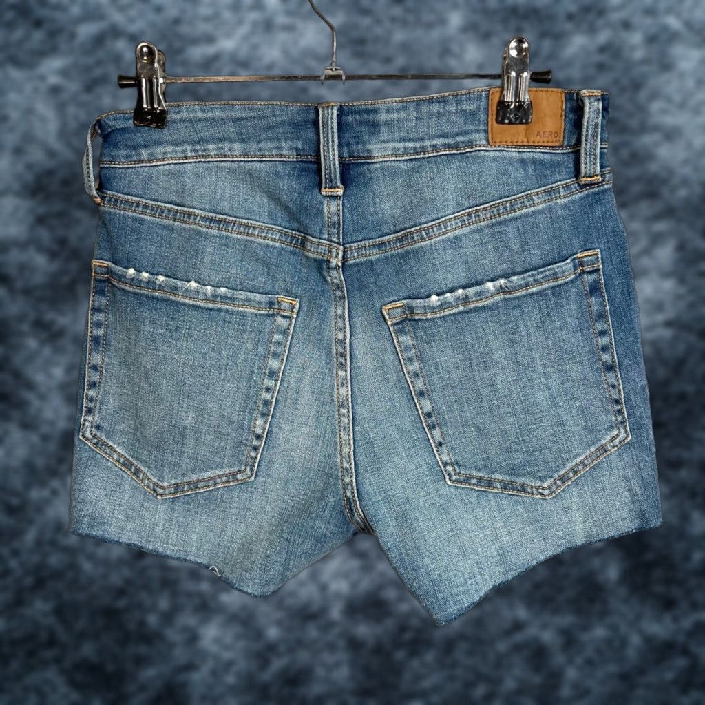Vintage Aéropostale Womens 4 High Rise Curvy Midi Denim Shorts W/ Frayed Hem Stretch NEW Size 27" / US 4 / IT 40 - 1 Thumbnail