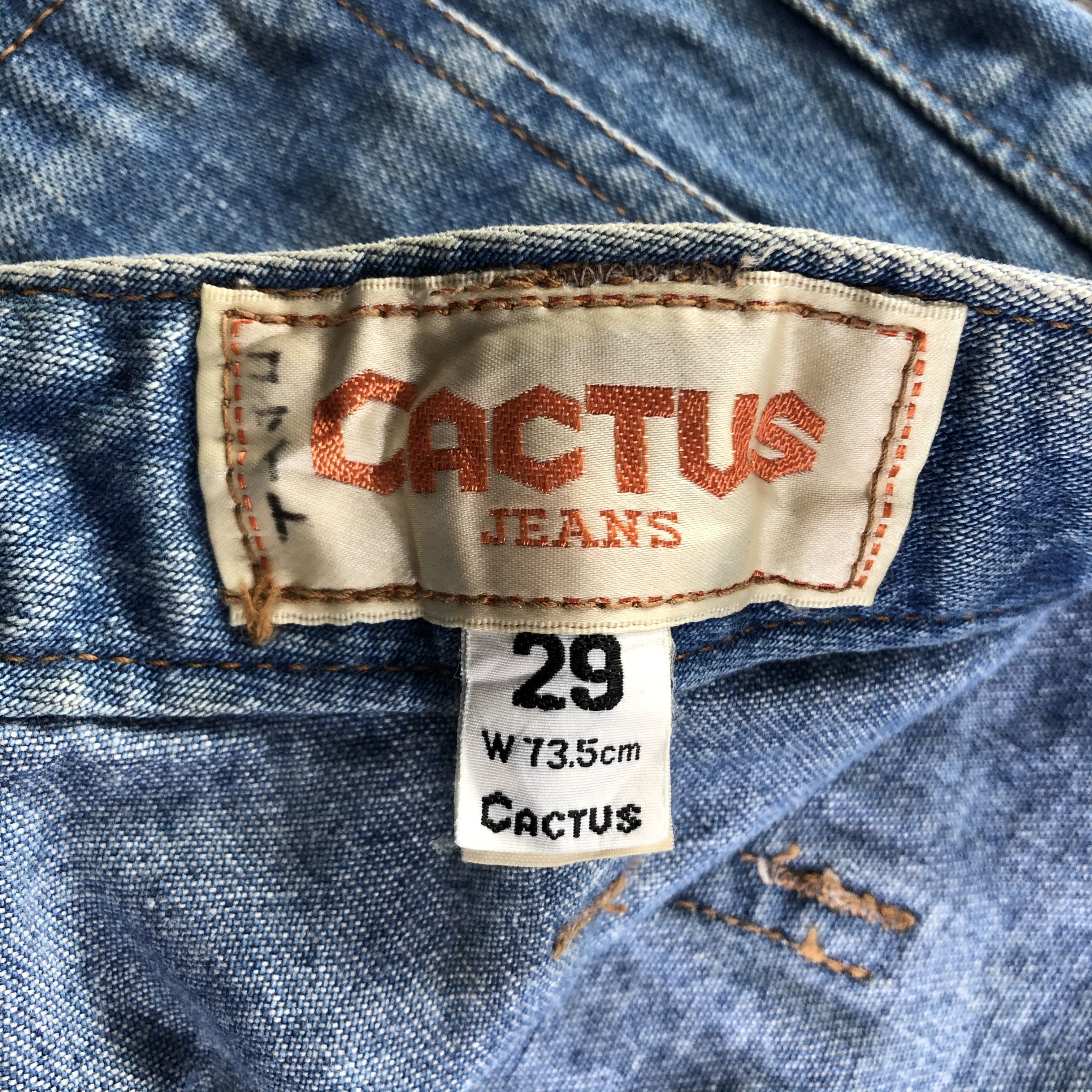 Japanese Brand Vintage Flare Cactus Jeans Dirty Wash Denim KJ2422 Size US 27 - 8 Thumbnail