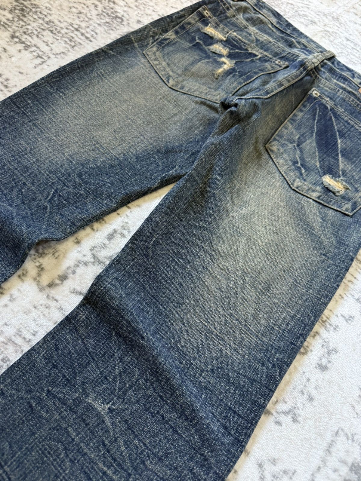 Japanese Brand R 45rpm Mud Wash Honeycomb Distressed Flared Jeans Size US 28 / EU 44 - 17 Thumbnail