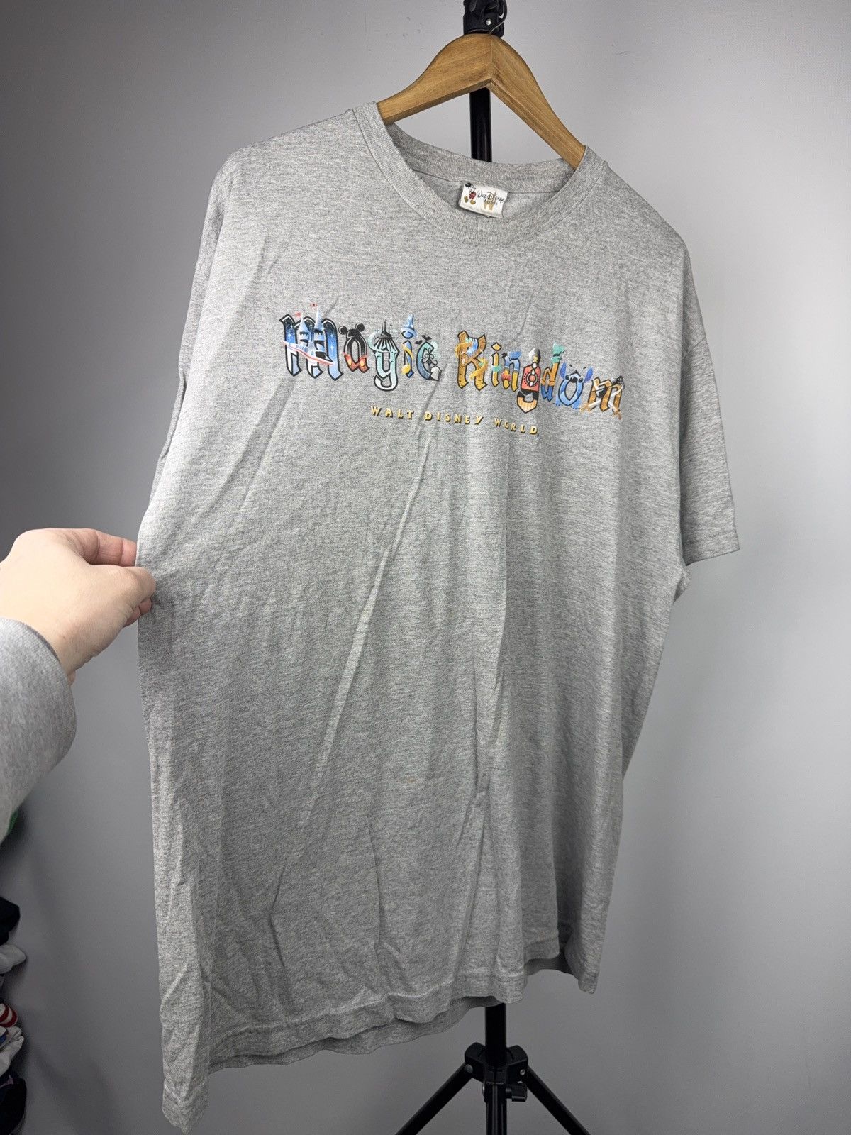 Disney Vintage 90s Retro Walt Disney World Magic Kingdom T-Shirt Size US XL / EU 56 / 4 - 3 Thumbnail