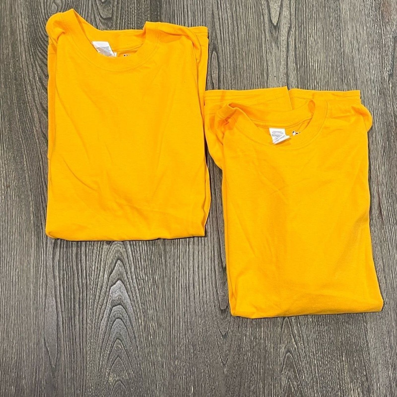Gildan NWOT Gildan NBA 2 Pack T-Shirts Crewneck Short Sleeve Size L Size US L / EU 52-54 / 3 - 1 Thumbnail