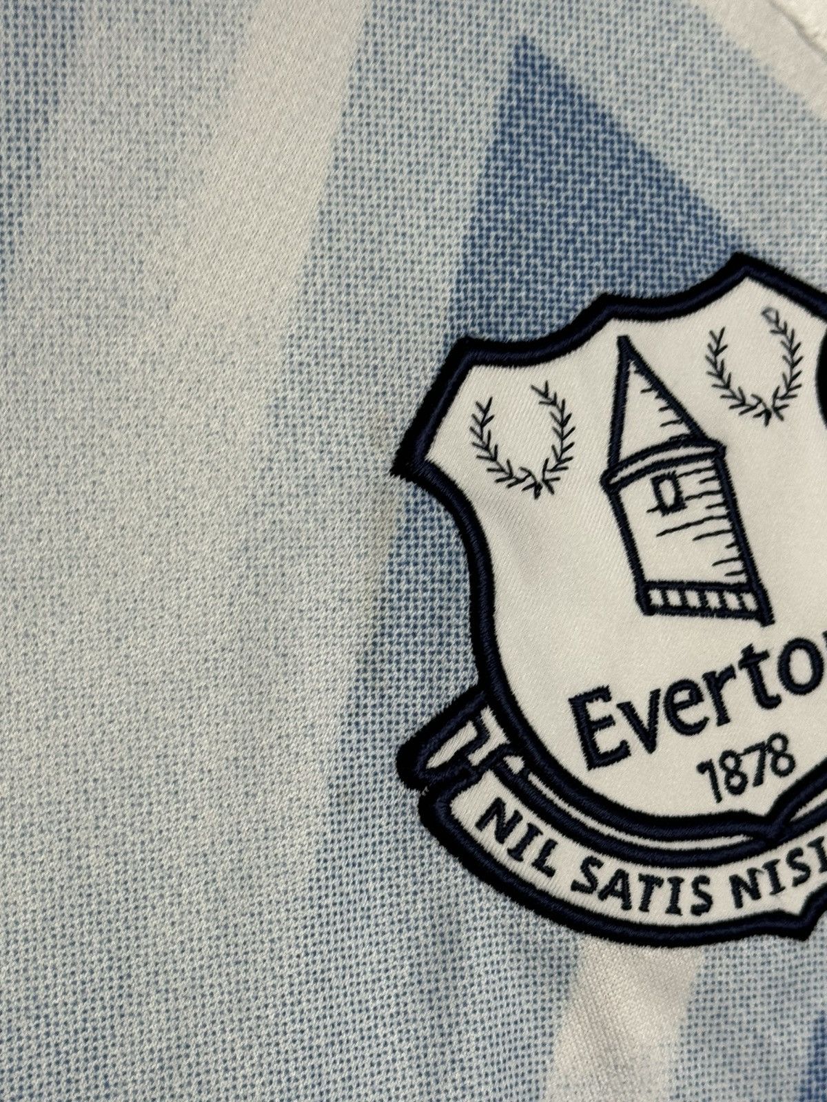 Umbro Everton 18/19 Third Football Jersey Size US S / EU 44-46 / 1 - 9 Thumbnail