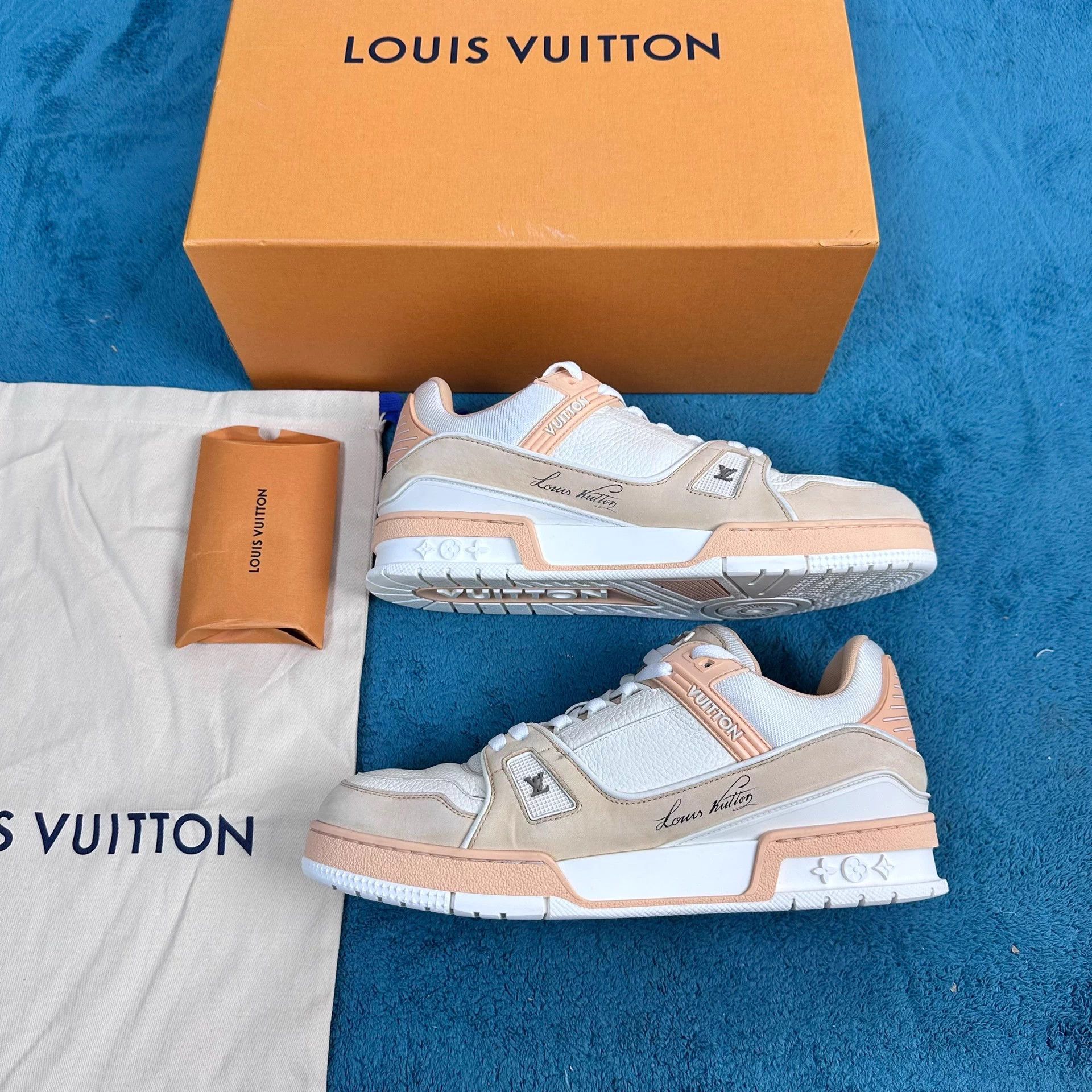 Louis Vuitton LV Trainer Low Top Sneaker Orange 7.5/41.5 Size US 7.5 / EU 40-41 - 2 Thumbnail