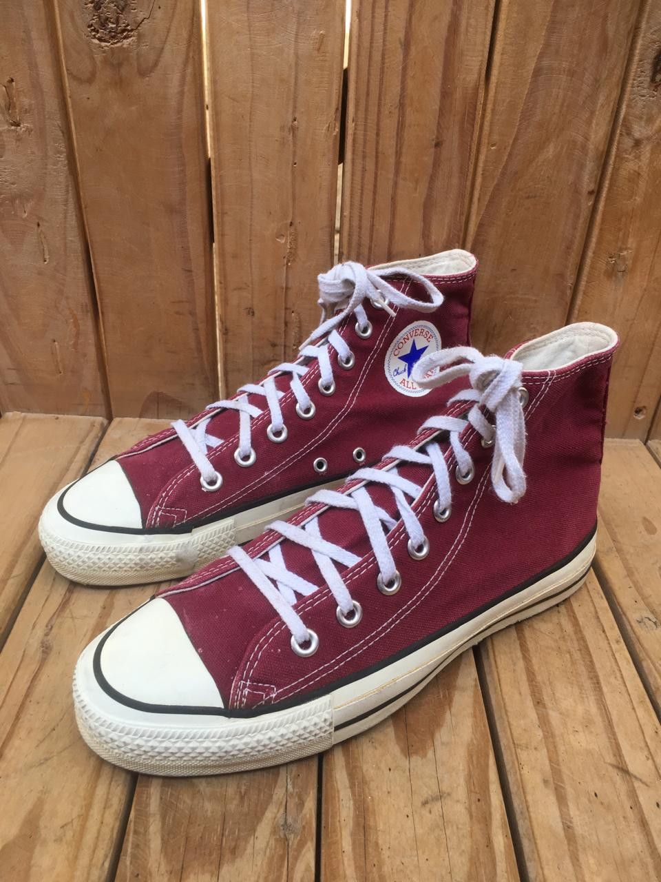 VTG Chuck Taylor Converse maroon canvas shoes size USA