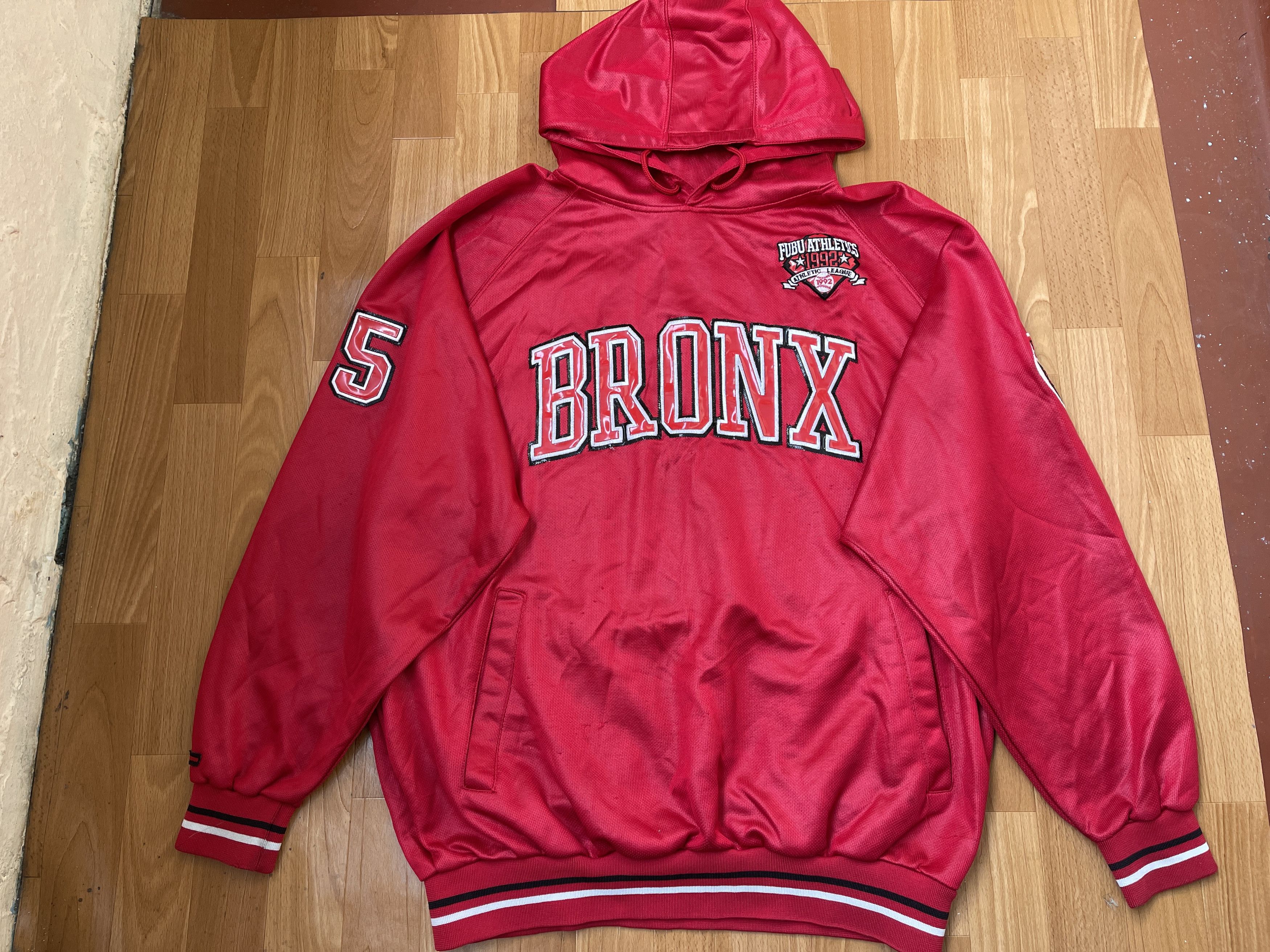 Fubu FUBU jersey CitySeries BRONX hoodie vintage New York City XL Size US XL / EU 56 / 4 - 1 Thumbnail