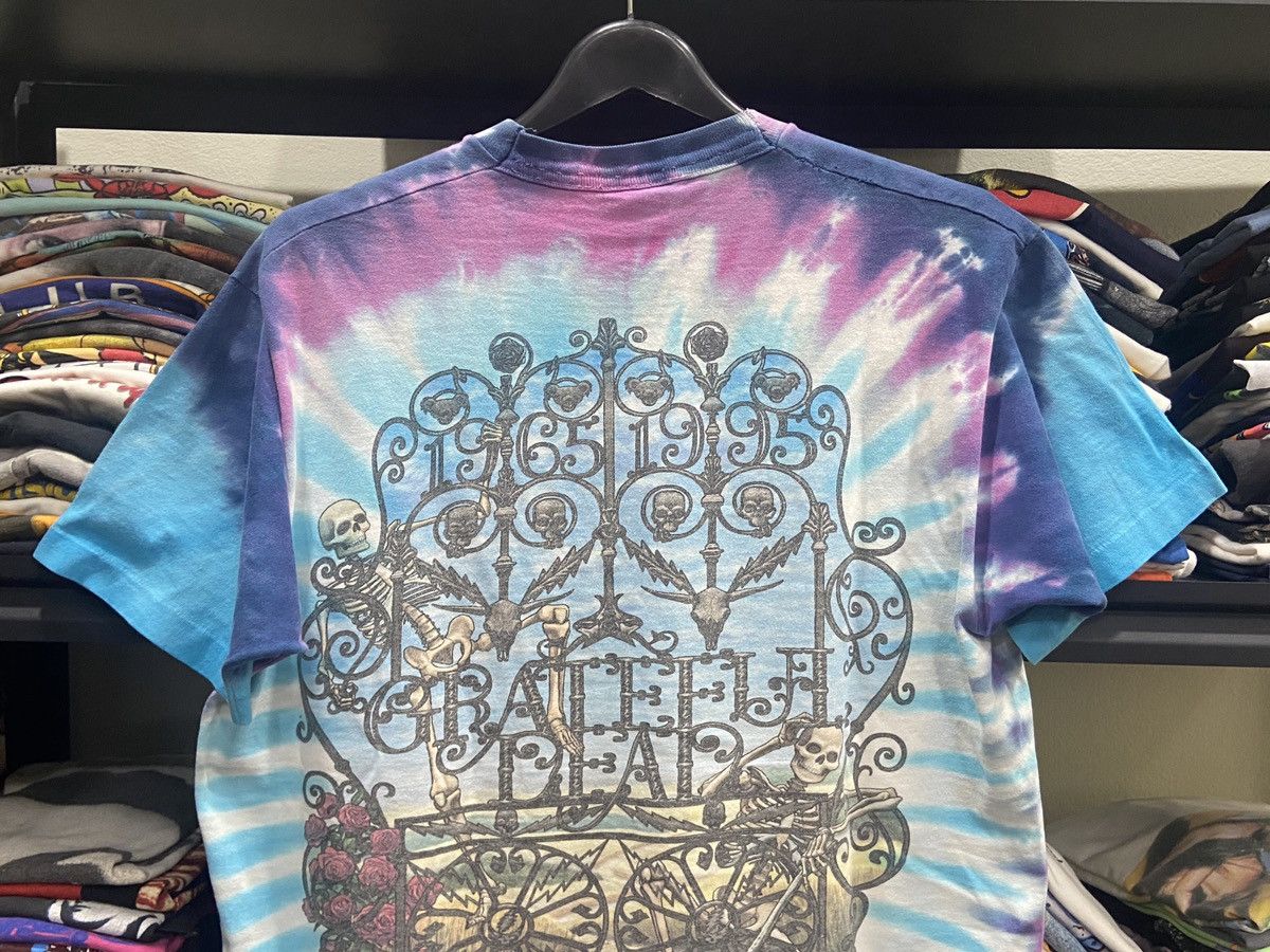 Band Tees × Grateful Dead × Vintage Vintage 1995s Grateful Dead Tie Dye Jerry Garcia tour TSHIRT Size US L / EU 52-54 / 3 - 10 Thumbnail