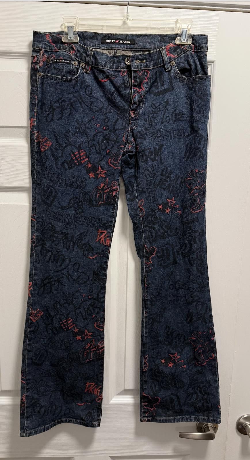 DKNY DKNY Graffiti Print Bootcut Jeans Size 9 Y2K Style Size 30" / US 8 / IT 44 - 5 Thumbnail