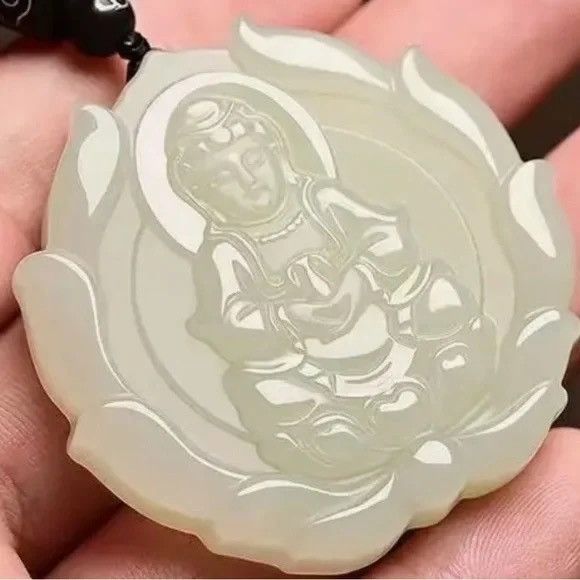 Other Quan Yin Lotus carved Jade necklace Size ONE SIZE - 2 Thumbnail