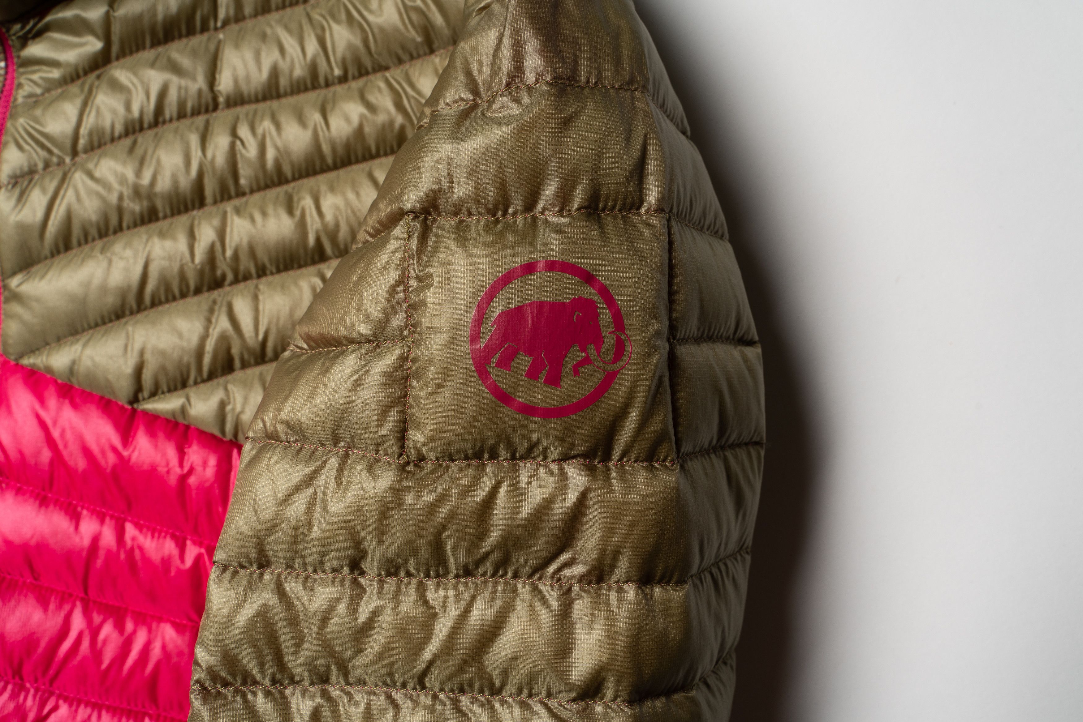 Mammut 🔴 MAMMUT Broad Peak Light Pertex Down Brown/Pink Jacket Size S / US 4 / IT 40 - 6 Thumbnail