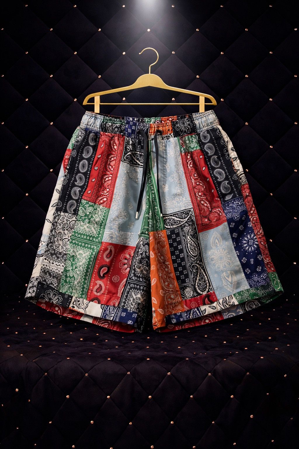 Other MULTI-COLOR BANDANA PATCHWORK SHORTS Size US 32 / EU 48 - 1 Preview