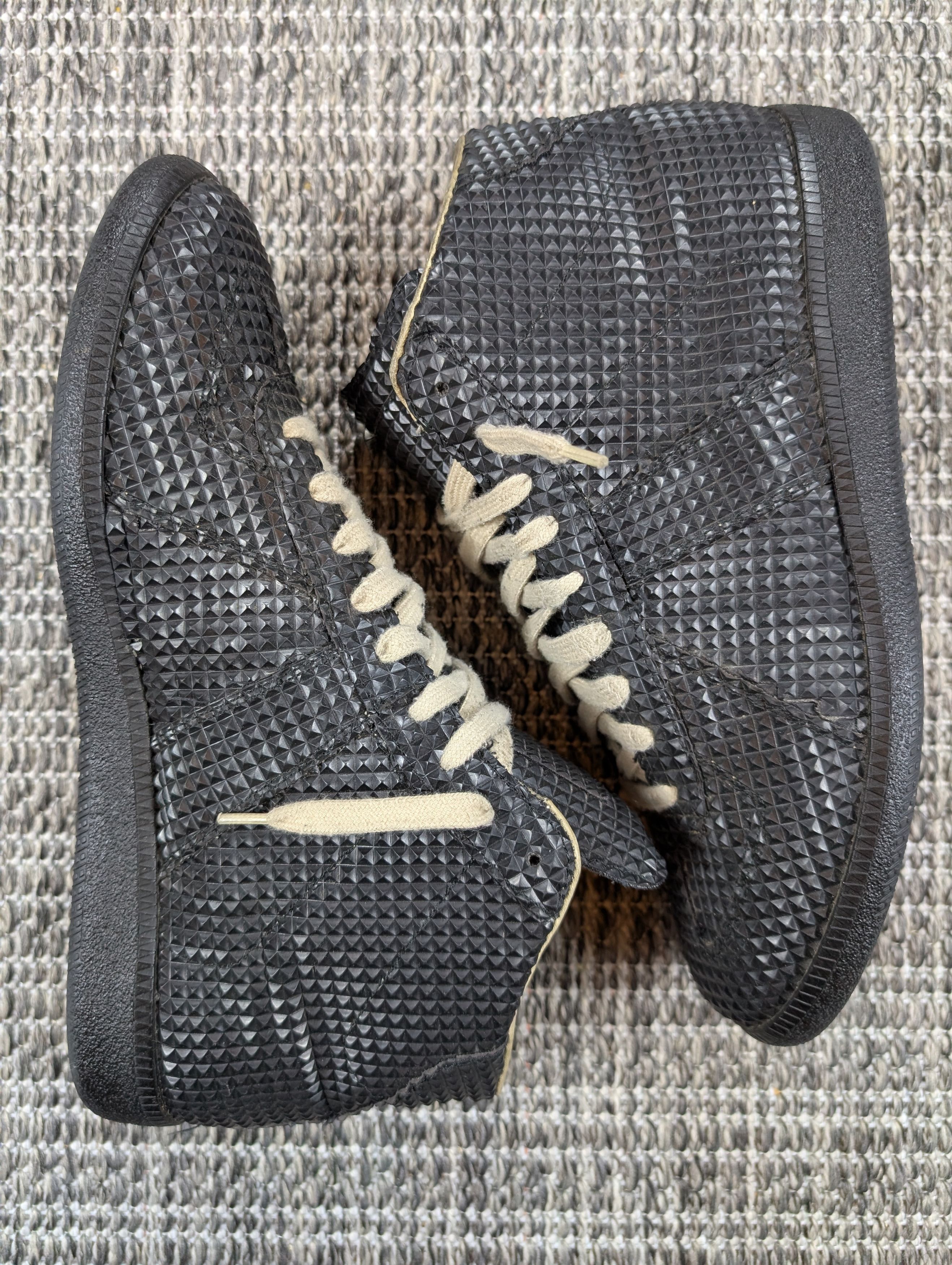 Maison Margiela Maison Margiela Studded Pyramid Gat High Top Sneakers Size US 11 / EU 44 - 7 Thumbnail