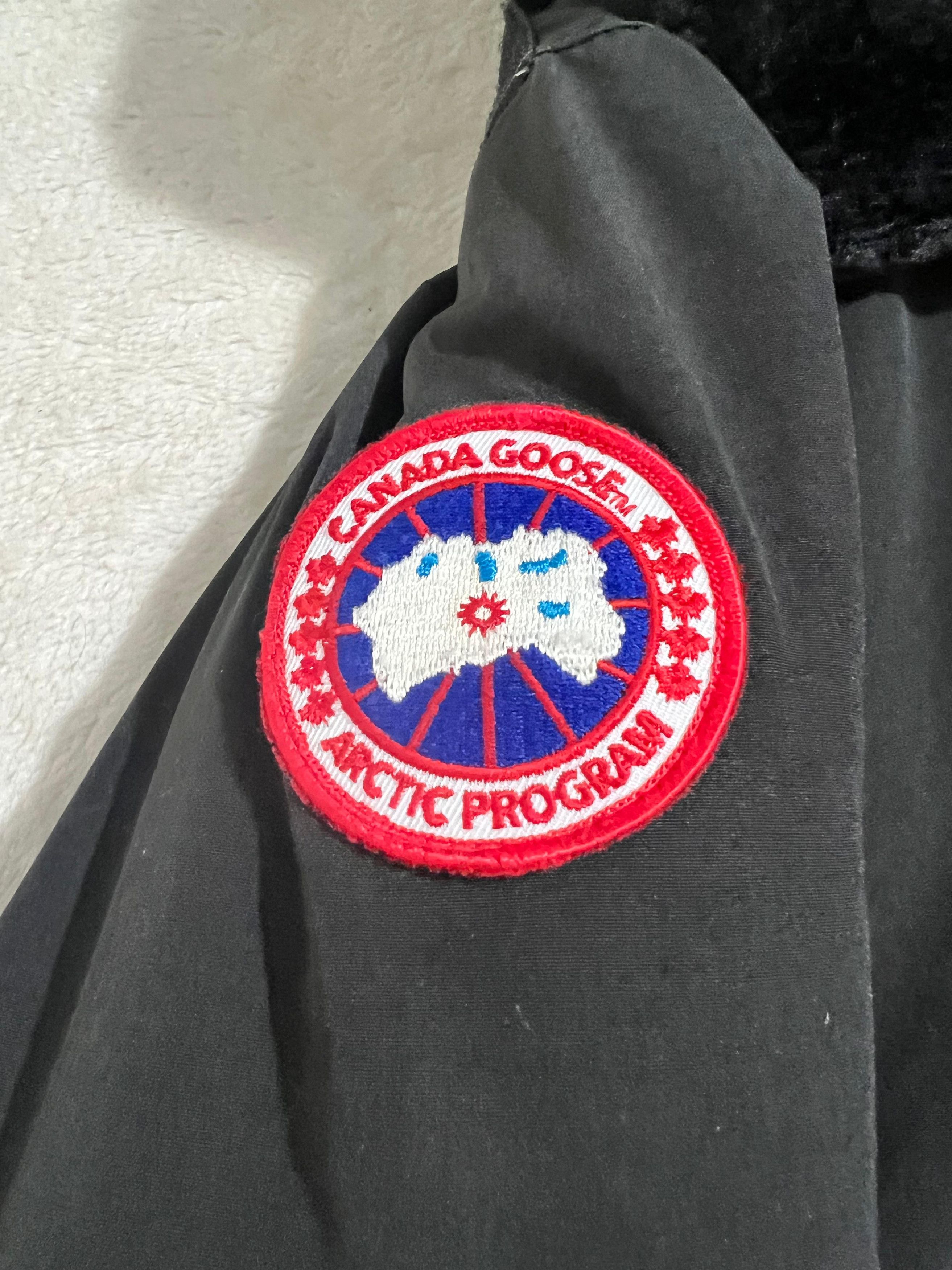 Canada Goose Canada Goose Heli Arctic parka Size US M / EU 48-50 / 2 - 6 Thumbnail