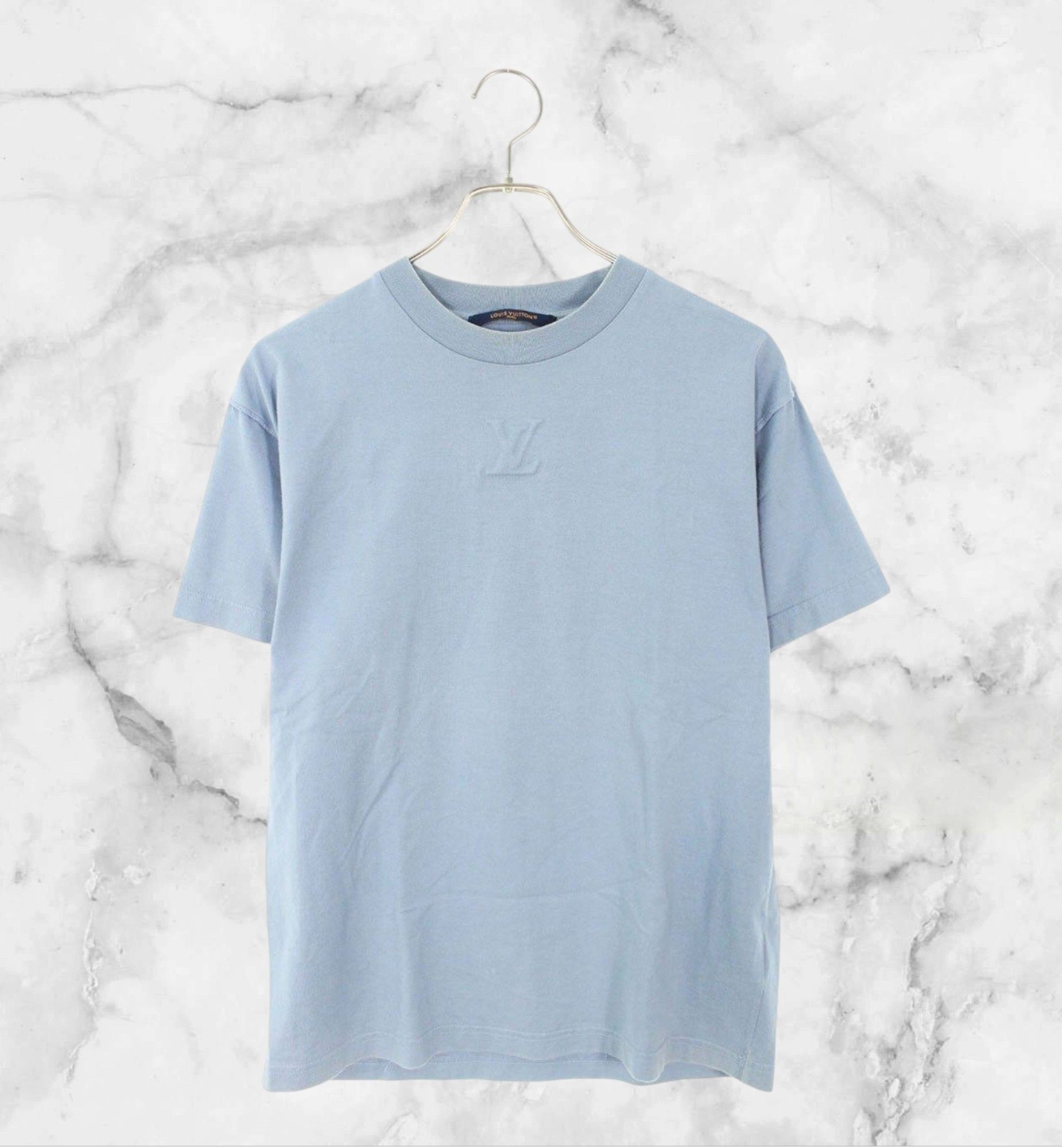 Louis Vuitton Embossed LV Logo T-shirt Short Sleeve Tee