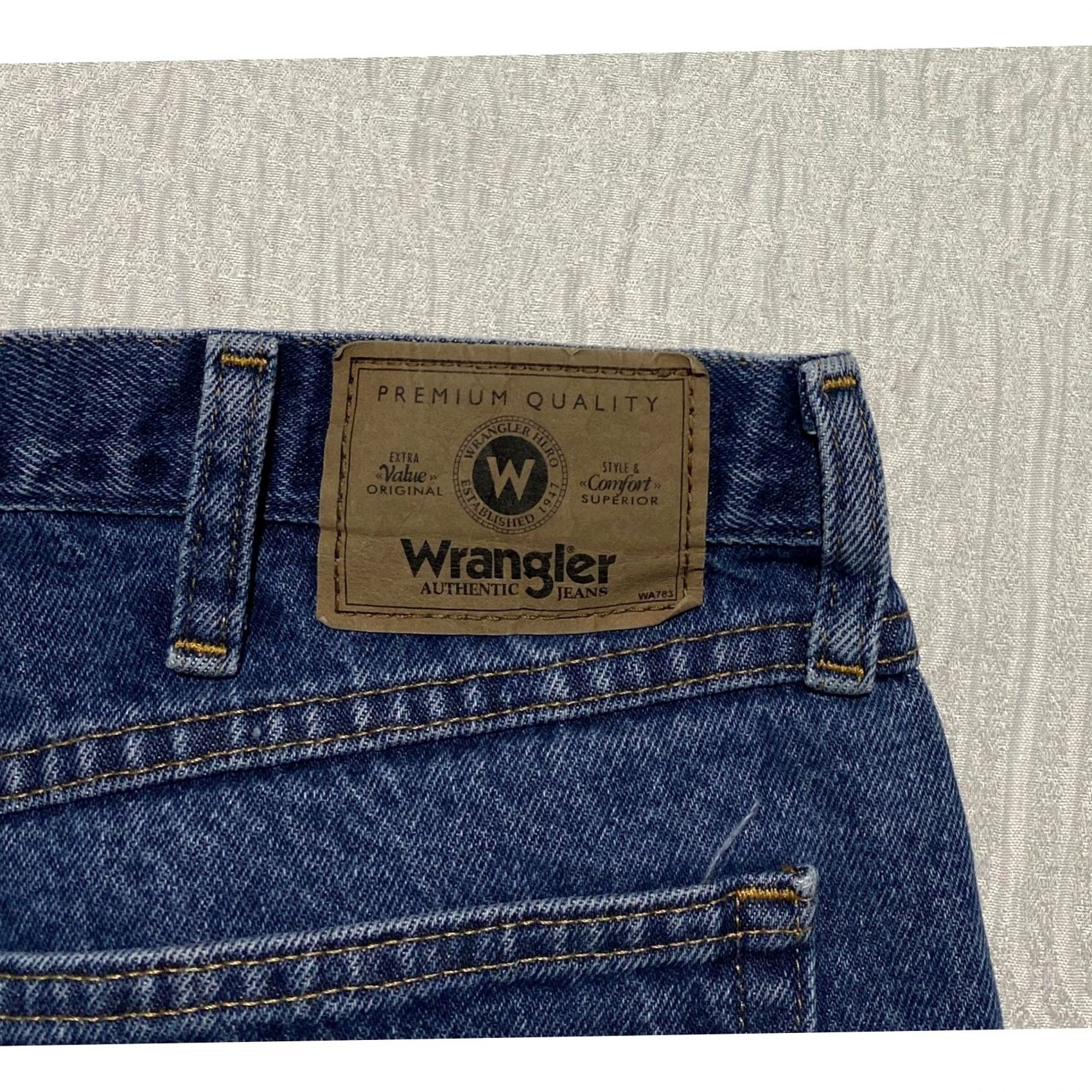Wrangler VINTAGE Wrangler Jeans - 36x30 Blue Leather Logo Patch Relaxed Fit 5-Pocket Denim 97601DR Men Size US 36 / EU 52 - 7 Thumbnail