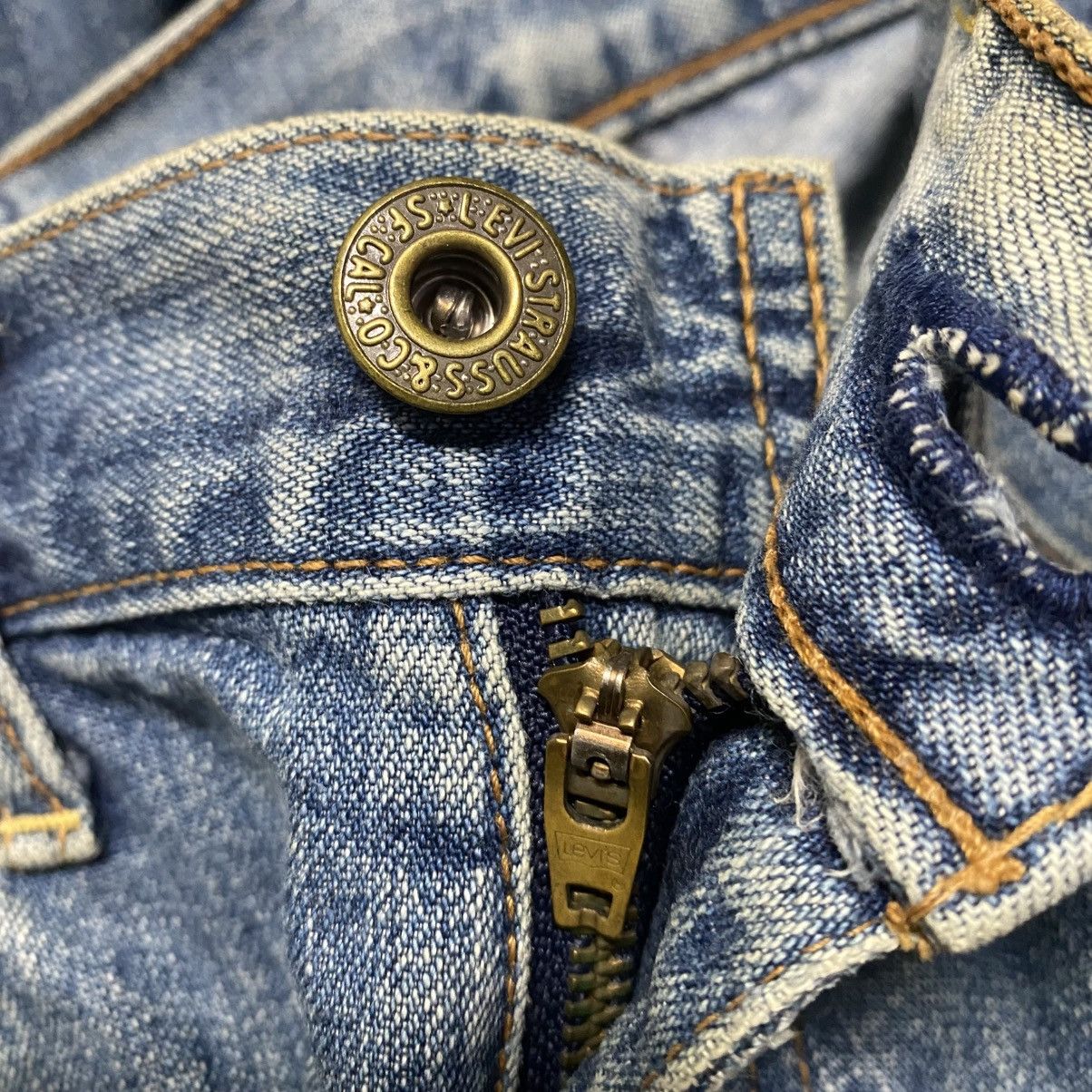 Levi's Vintage Levis 503 Distressed Denim Selvedge Jeans Size US 29 - 20 Thumbnail