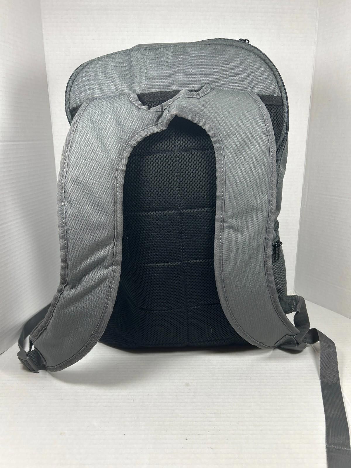 Nike NIKE UST Baseball Gray Backpack 18"x13" Swoosh Logo Size ONE SIZE - 4 Thumbnail