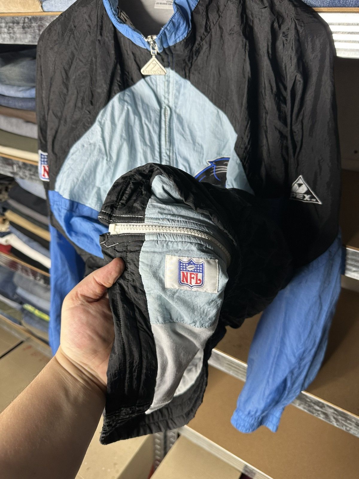 Apex Carolina Panthers 1990's Apex Full zip Jacket Windbreaker Size US L / EU 52-54 / 3 - 9 Thumbnail