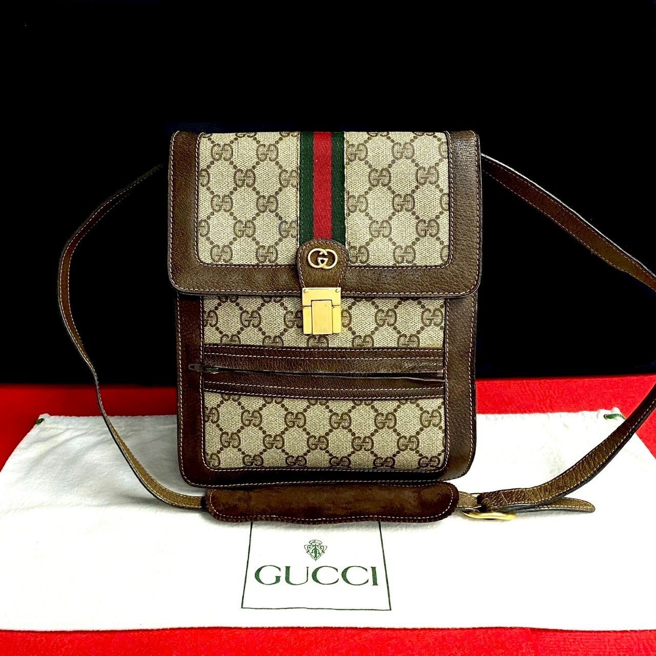 バッグ OLD GUCCI LOGO LEATHER SHOULDER BAG Gucci Gucci Old Gucci GG Logo Leather Shoulder Bag Leather