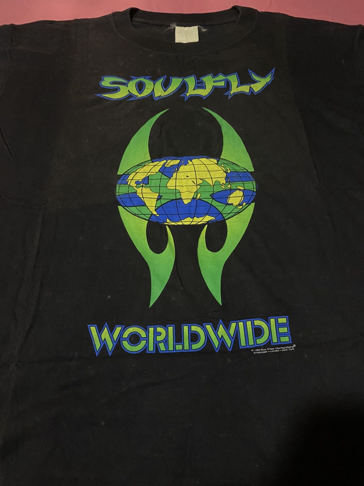 Band Tees × Vintage Soulfly Vintage 90s Max Cavalera One World One Tribe T Shirt Size US L / EU 52-54 / 3 - 2 Thumbnail