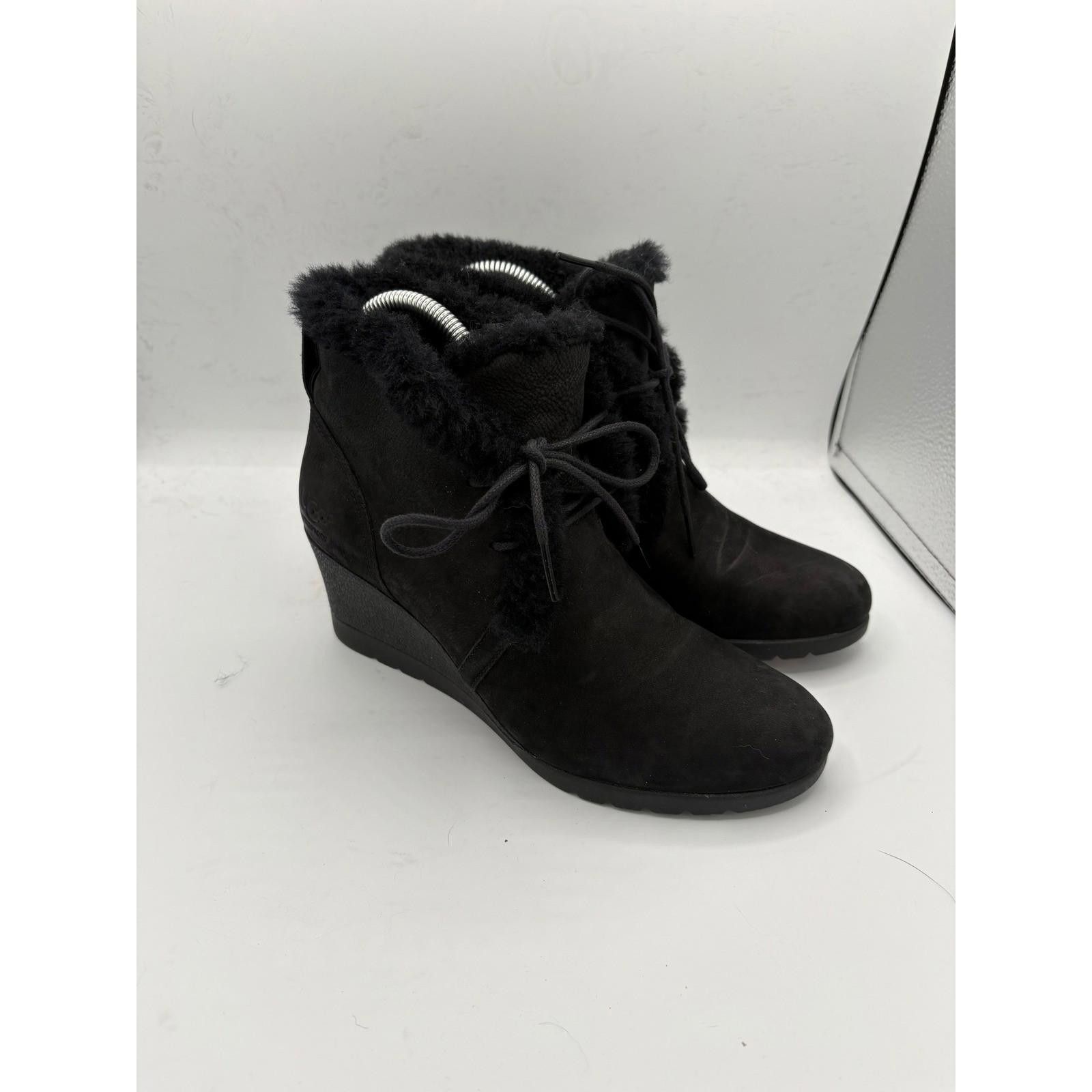 Ugg UGG Jeovana waterproof wedge lace-up booties women's 8 Size US 6 / IT 36 - 2 Thumbnail