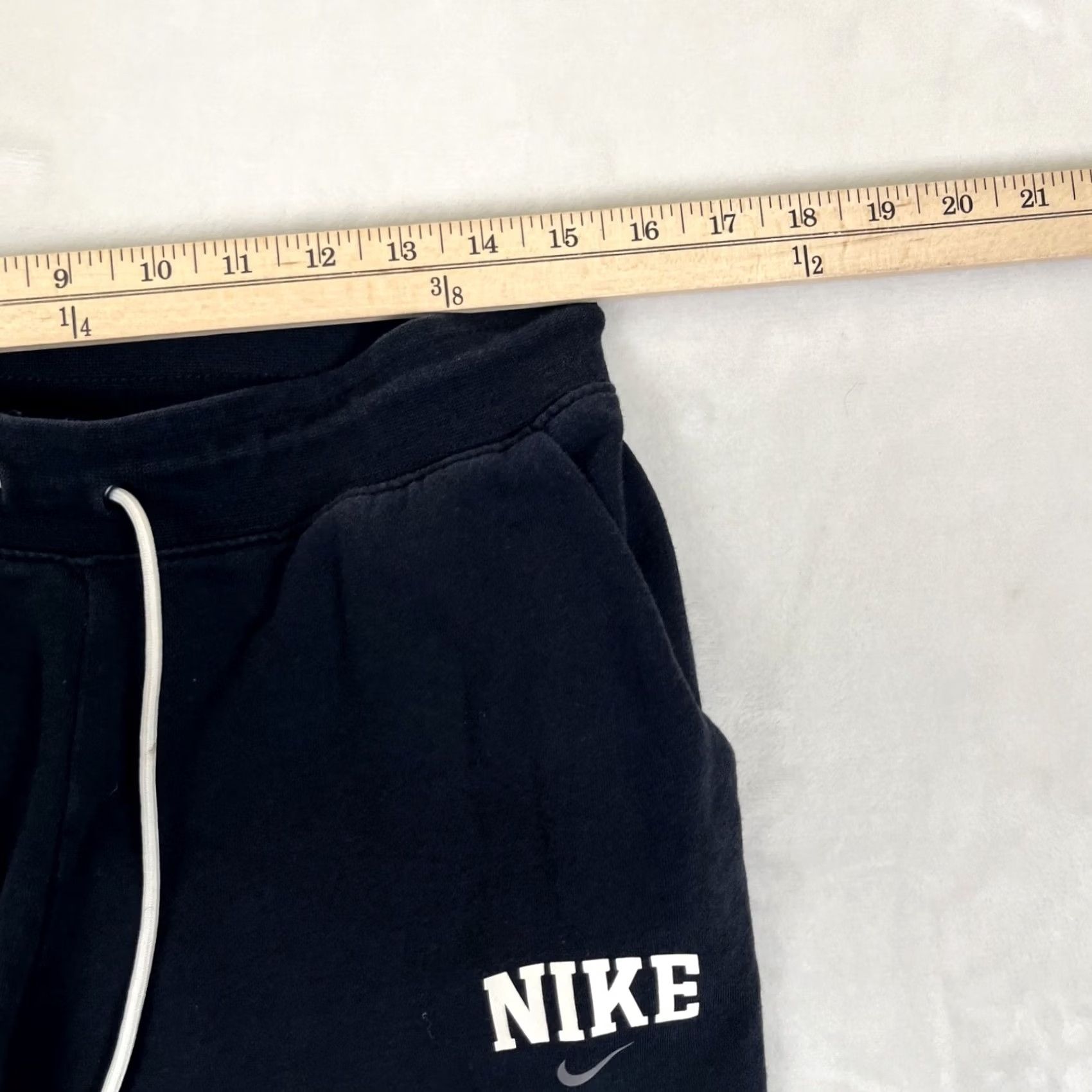Nike Nike Fleece Pants Mens Medium Black Joggers Tapered Cuff Athletic Training Retro Size US 31 - 5 Thumbnail