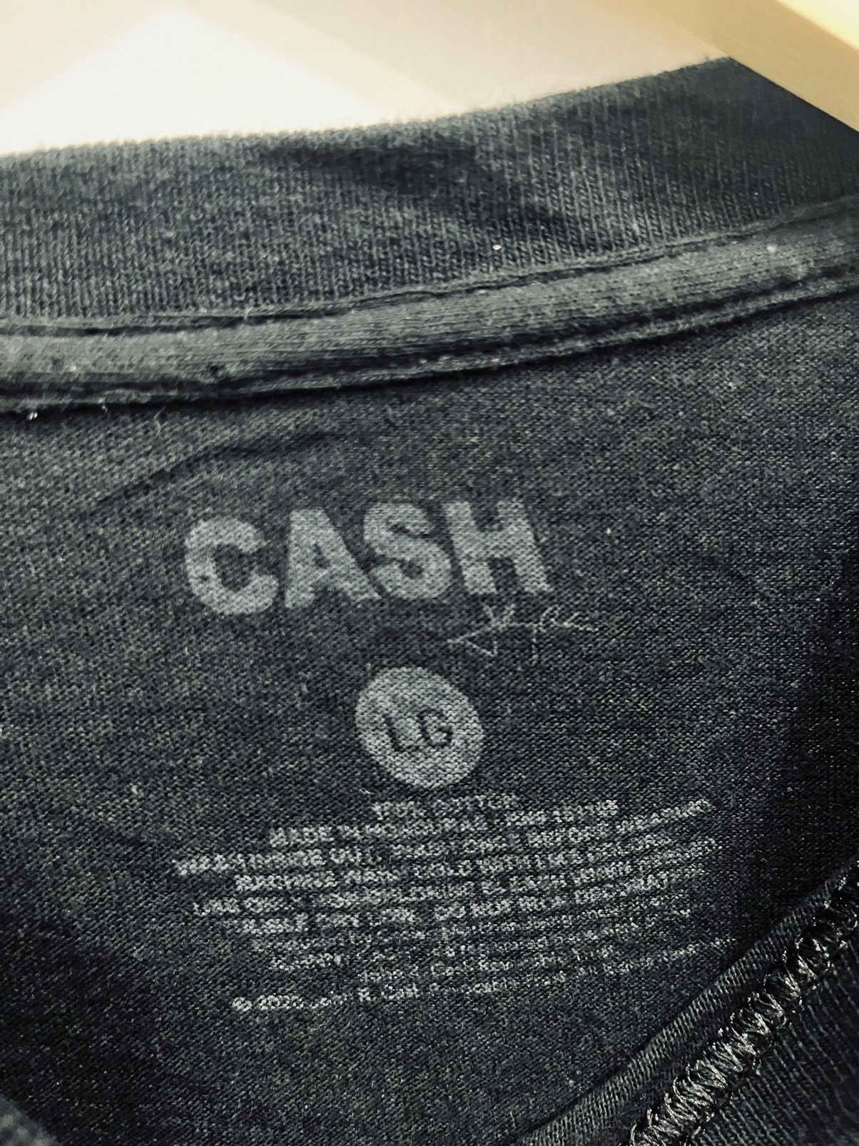 Band Tees Johnny Cash The Man In Black TShirt Size US L / EU 52-54 / 3 - 3 Thumbnail